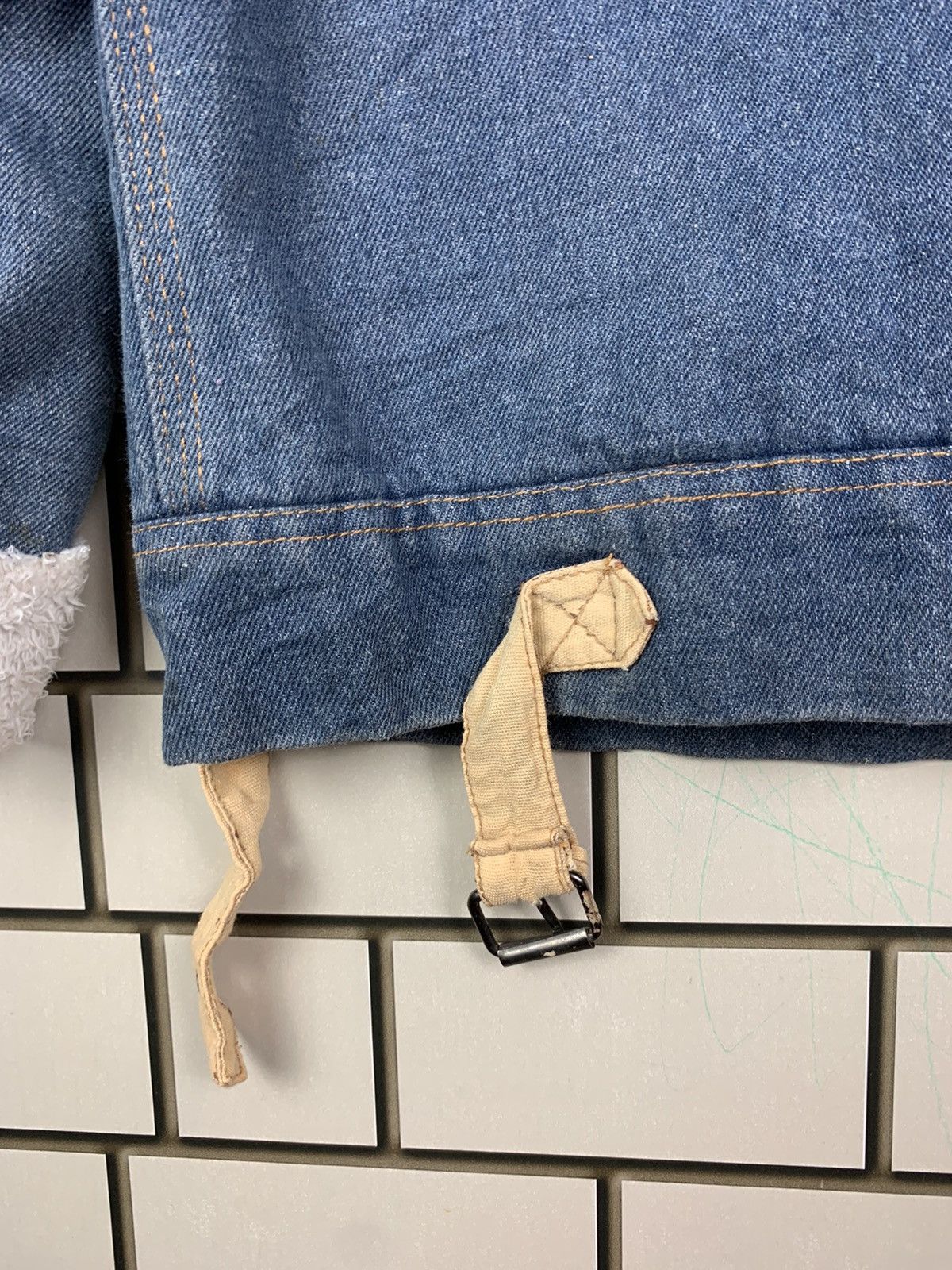 Japanese Brand × Vintage Vintage Japanese Brand Fashion Distressed Denim Jacket Size US L / EU 52-54 / 3 - 16 Thumbnail