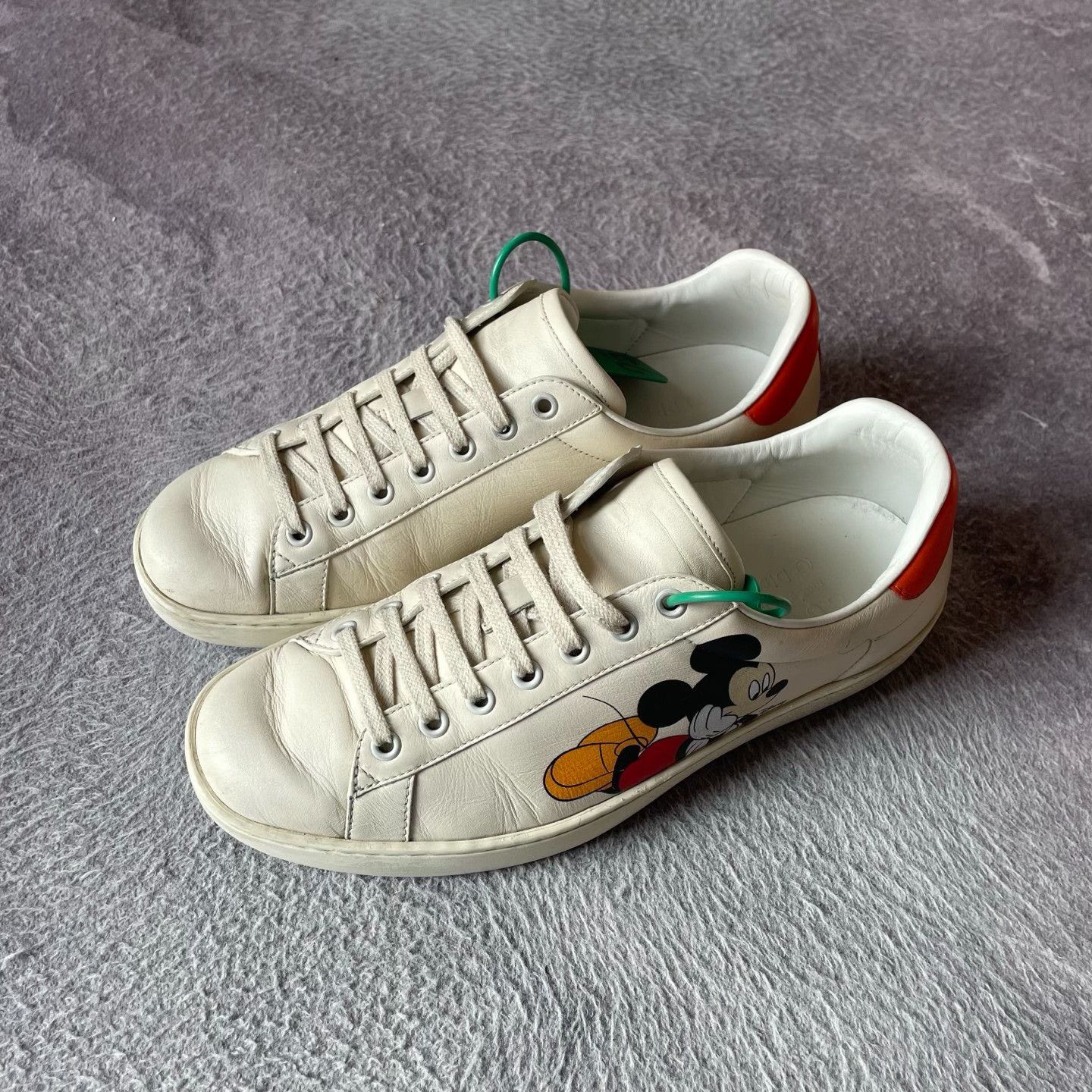 Gucci Gucci White Lowtop Sneakers 41 Men Size US 8.5 / EU 41-42 - 1 Thumbnail