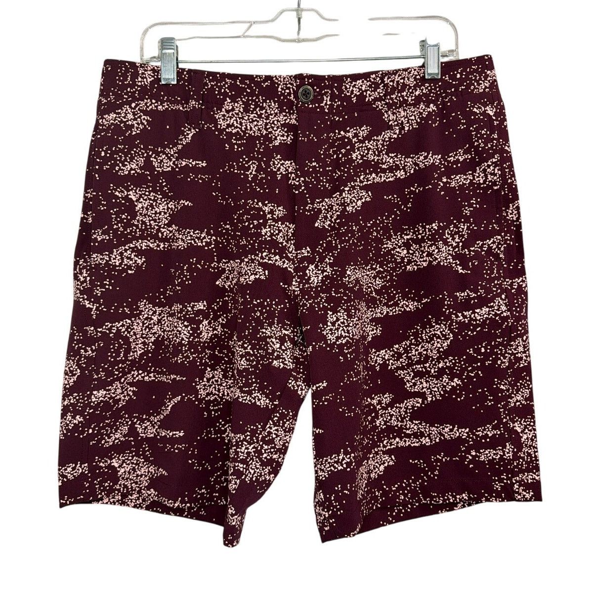 Under Armour NWT Under Armour Golf Printed Burgundy Shorts Mens Size 34 Size US 34 / EU 50 - 1 Thumbnail