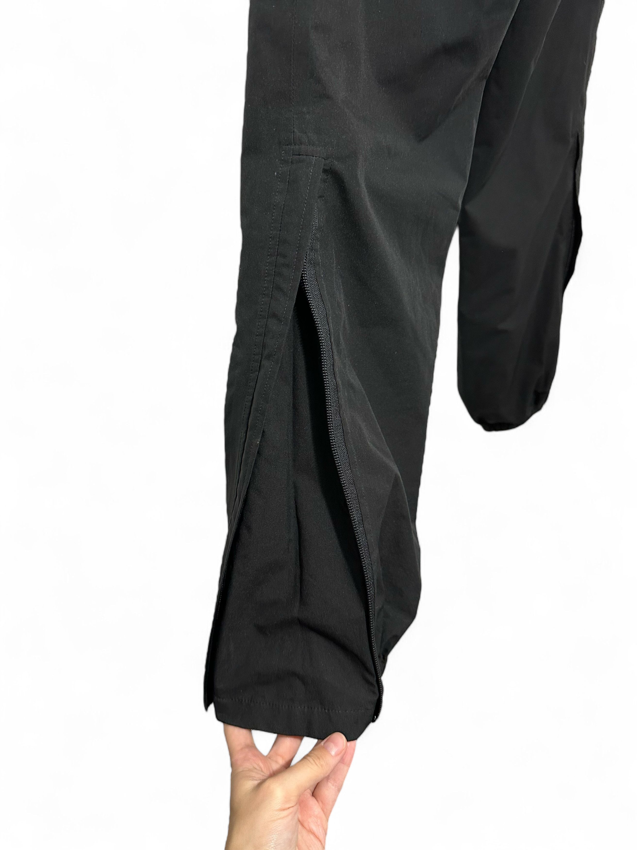 The North Face × Vintage Vintage The North Face Gore Tex Outdoor Pants Black Size US 34 / EU 50 - 5 Thumbnail