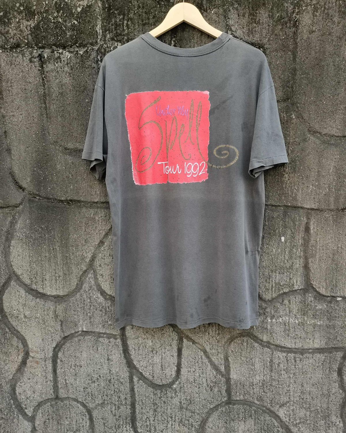 Band Tees Vintage 90s Paula Abdul Under My Spell Tour T-Shirt Size US XL / EU 56 / 4 - 4 Thumbnail