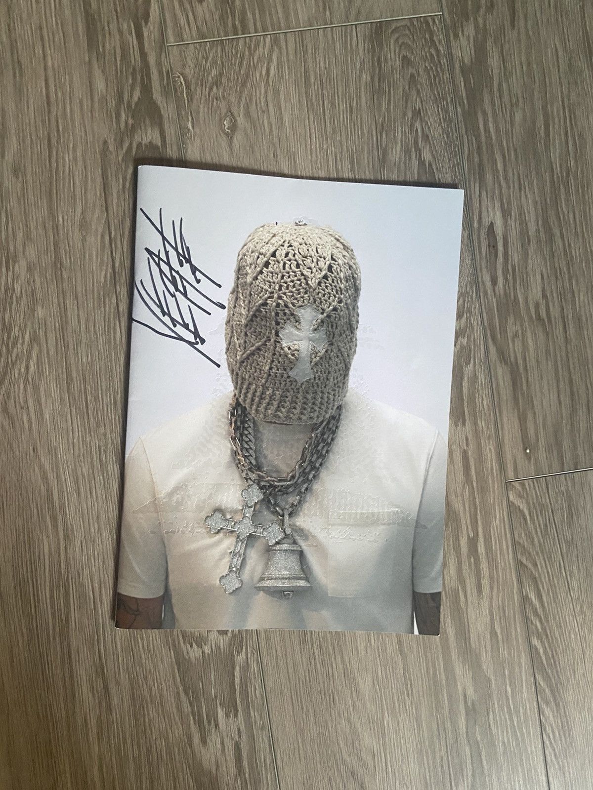 Grailed SIGNED Yeat Grailed Magazine Size ONE SIZE - 1 Thumbnail