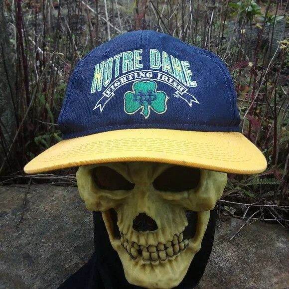 The Game × Vintage Vintage The Game Notre Dame Fightin Irish Snap Hat Broken Size ONE SIZE - 1 Thumbnail