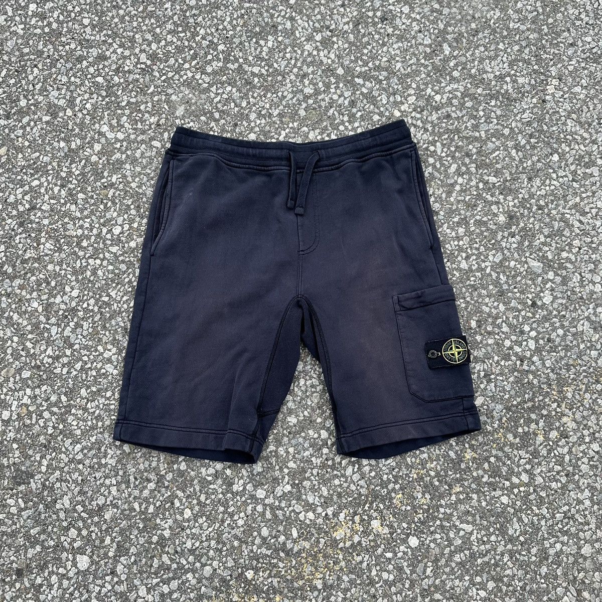 Stone Island Stone Island Shorts Size US 34 / EU 50 - 1 Thumbnail