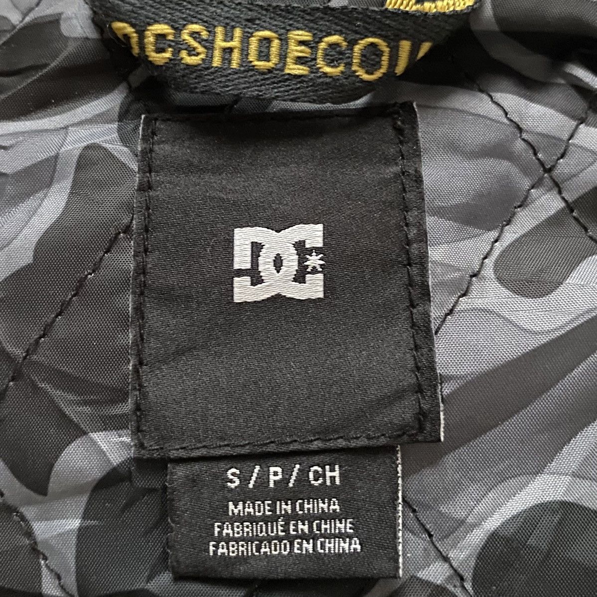 DC × Vintage Vintage Brand Dcshoecousa Wool Hoodie Varsity 2000s Size US S / EU 44-46 / 1 - 12 Thumbnail