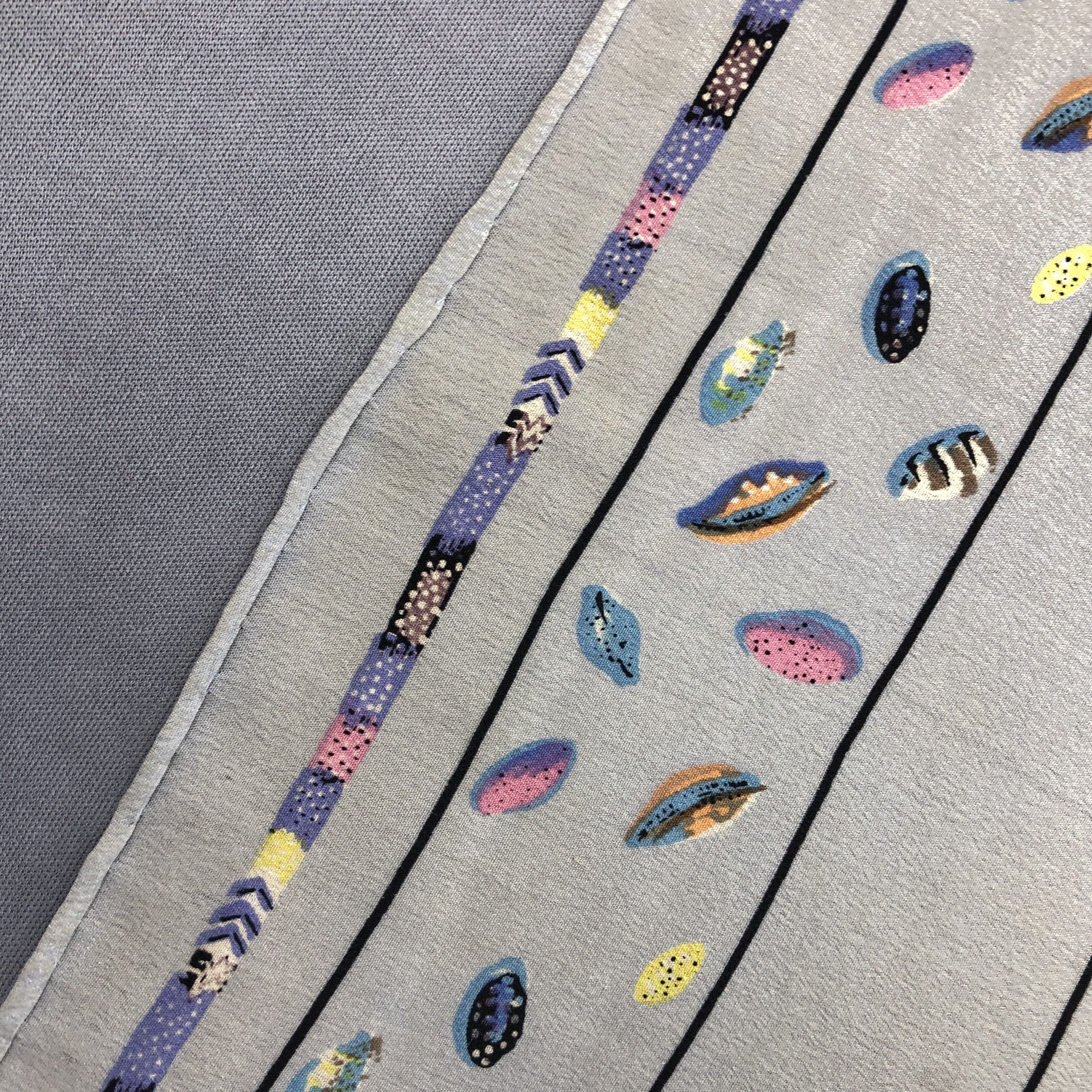 Pierre Cardin × Vintage Vintage Pierre Cardin SILK Scarf Twill Stole Wraps Scarves Size ONE SIZE - 10 Thumbnail