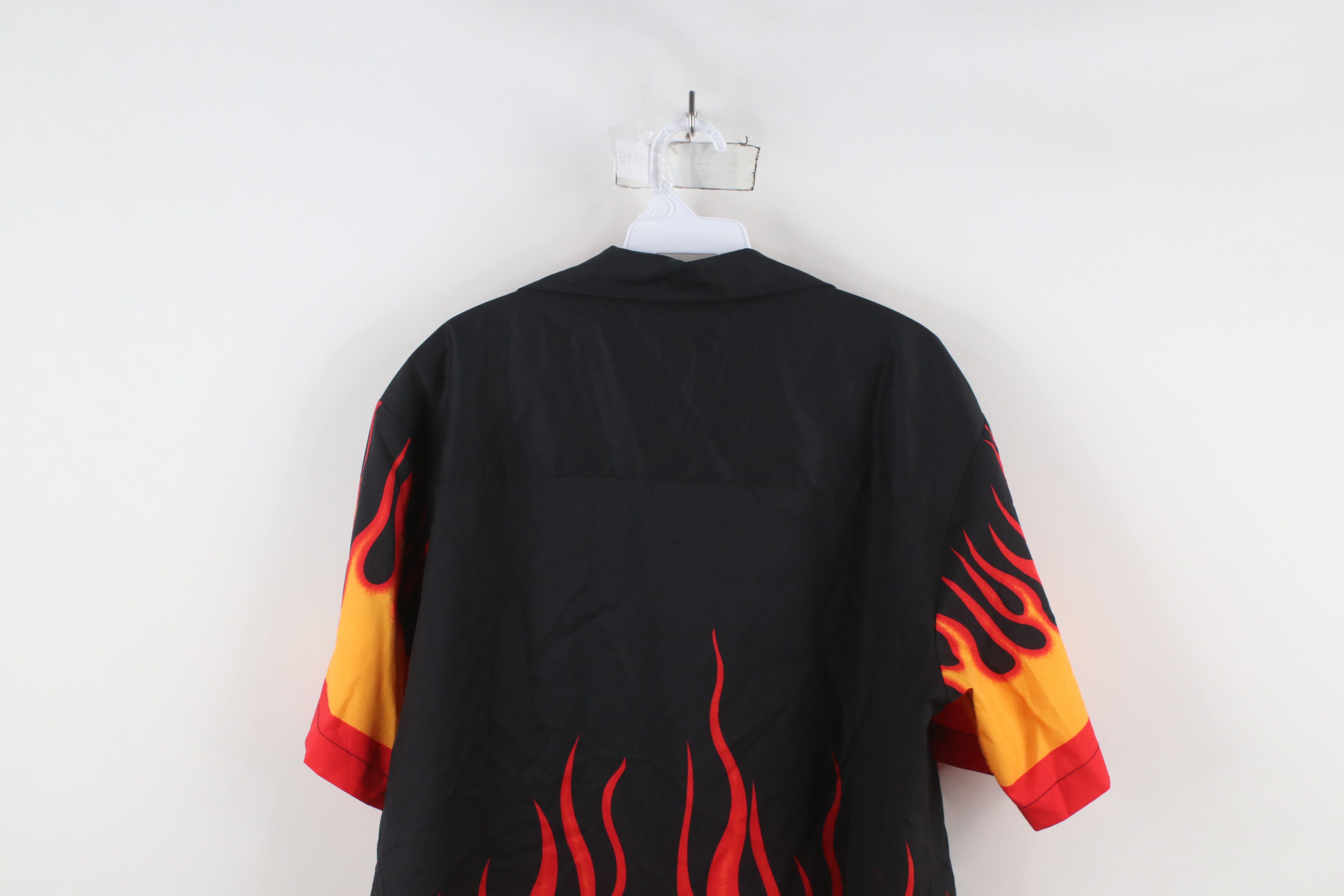 Vintage Vintage 90s Y2K Streetwear Fire Flames Collared Button Shirt Size US L / EU 52-54 / 3 - 9 Thumbnail