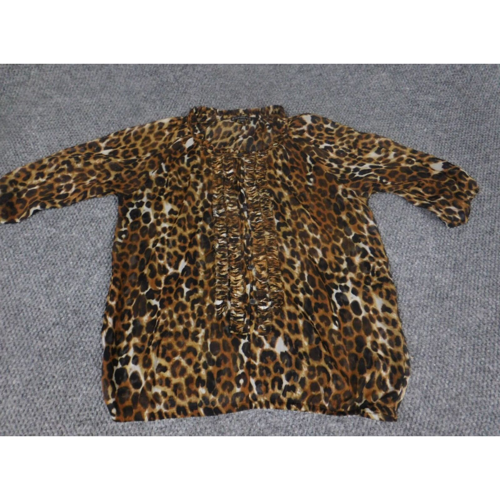 Express Express Womens Blouse Button-Up Shirt Casual Scoop Neck 3/4 Sleeve Brown Animal Print Small S Regular Cotton Down Stretch Designer Modern Womens Size S / US 4 / IT 40 - 2 Thumbnail