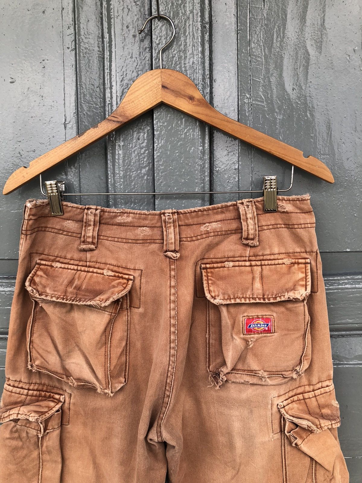 Dickies × Vintage Vintage Dickeis Faded Brown Distressed Cargo Pants Size US 32 / EU 48 - 6 Thumbnail