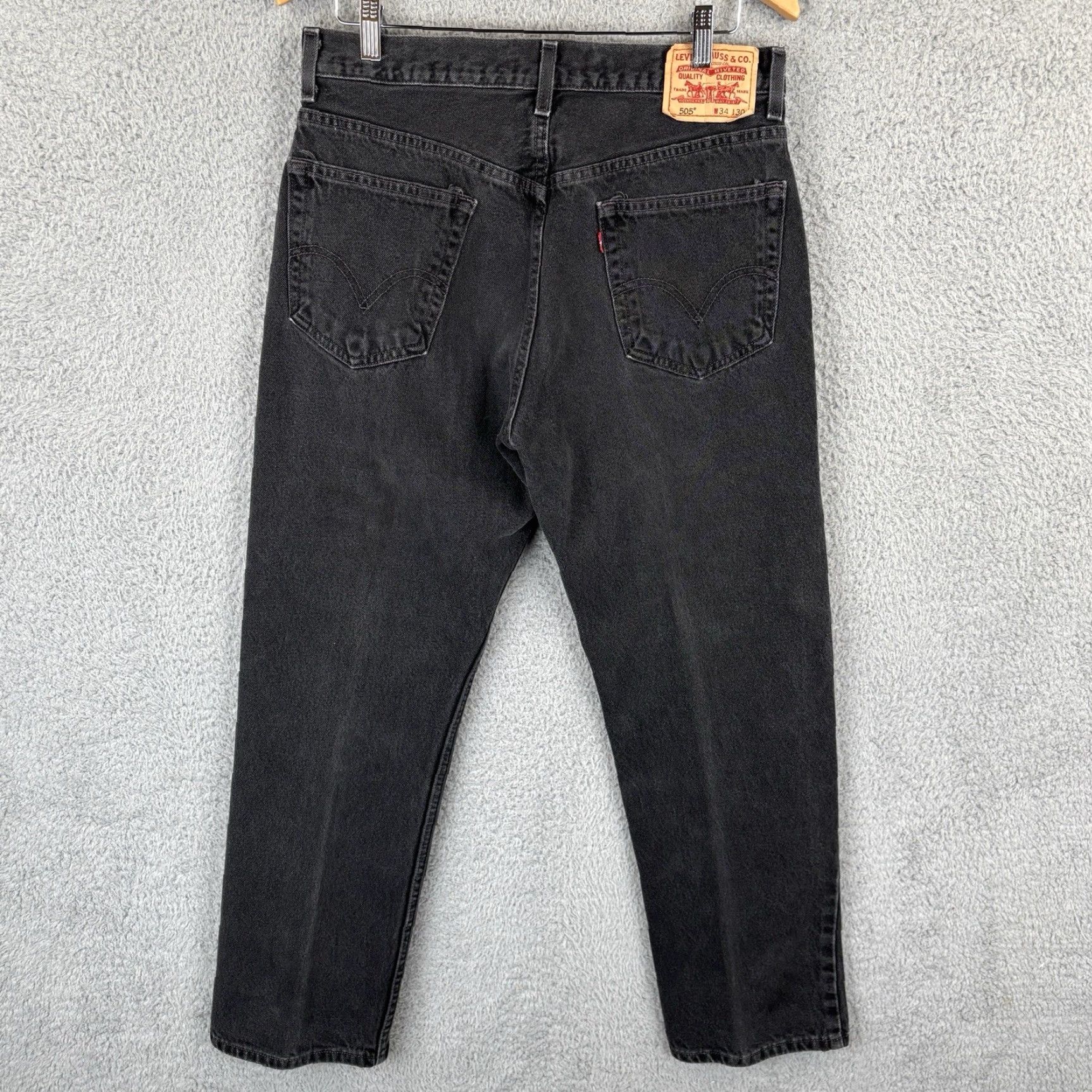 Levi's VINTAGE Levi's 505 Jeans Mens 33 Regular 30in Black Denim Straight Leg Distressed Pockets 5-Pocket Logo 90s Grunge USA Mens Size US 33 - 4 Thumbnail