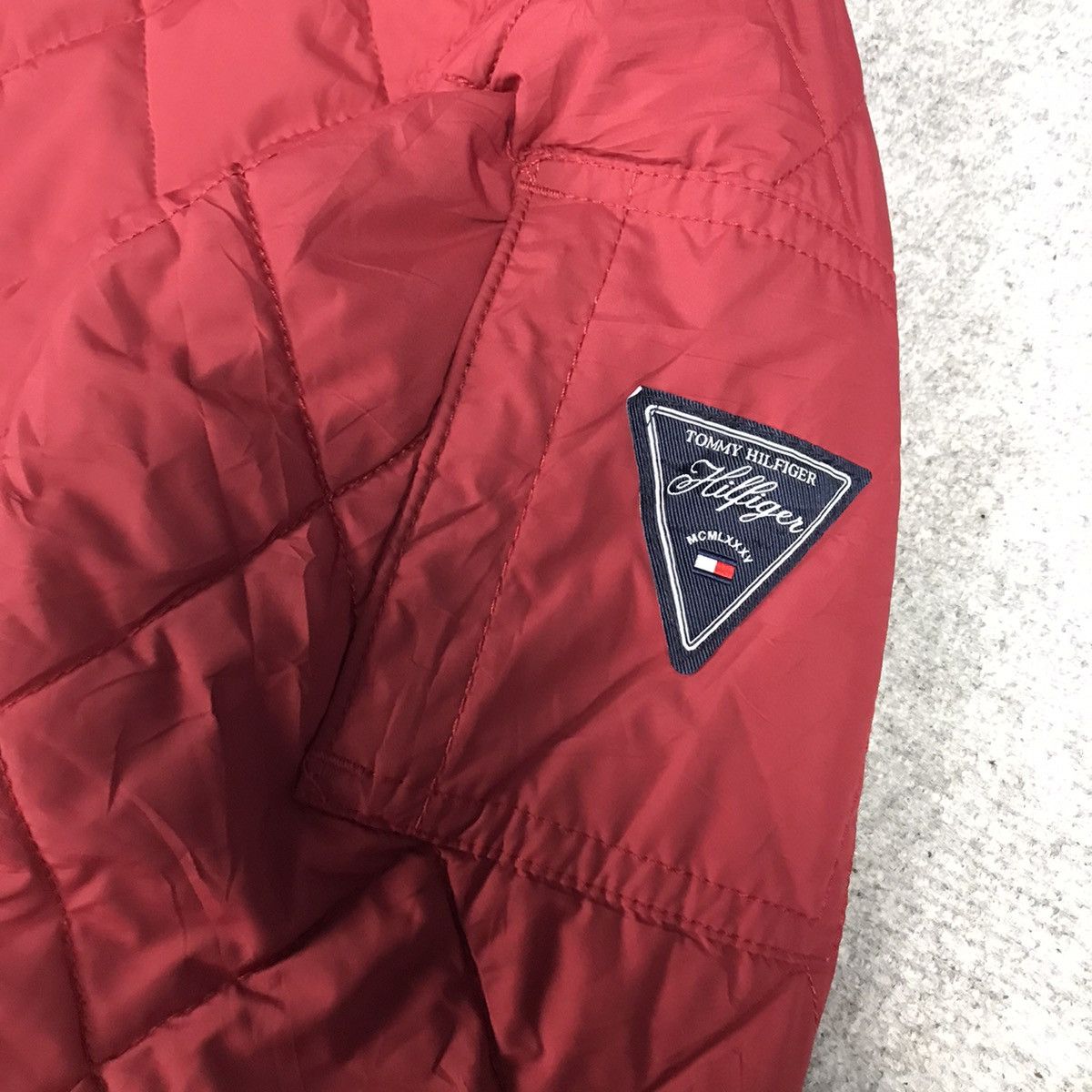 Tommy Hilfiger TOMMY HILFIGER RED PUFFER JACKET Size US L / EU 52-54 / 3 - 5 Thumbnail
