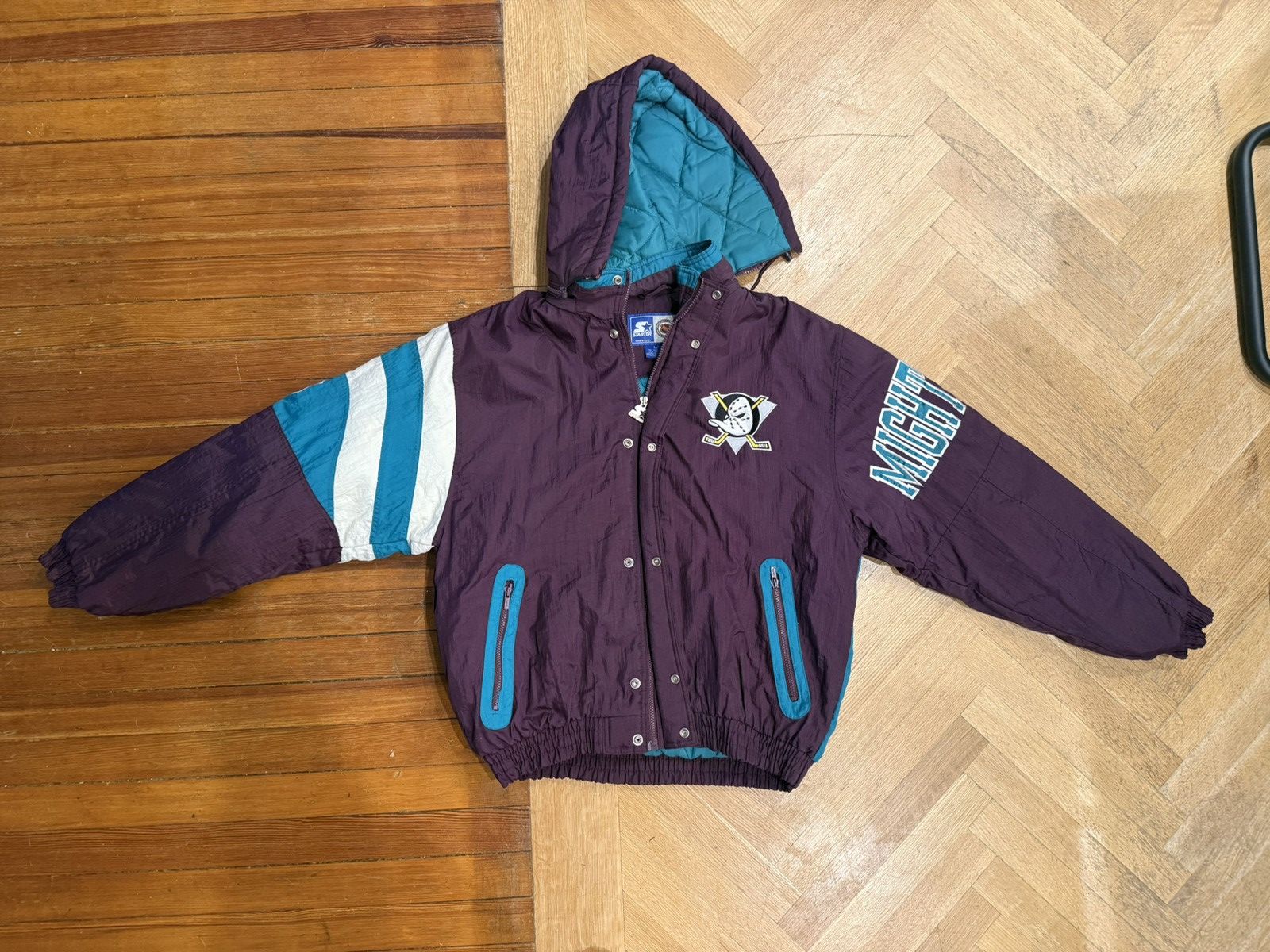 Starter Vintage 90's Might Ducks NHL Starter Jacket Size US L / EU 52-54 / 3 - 1 Thumbnail