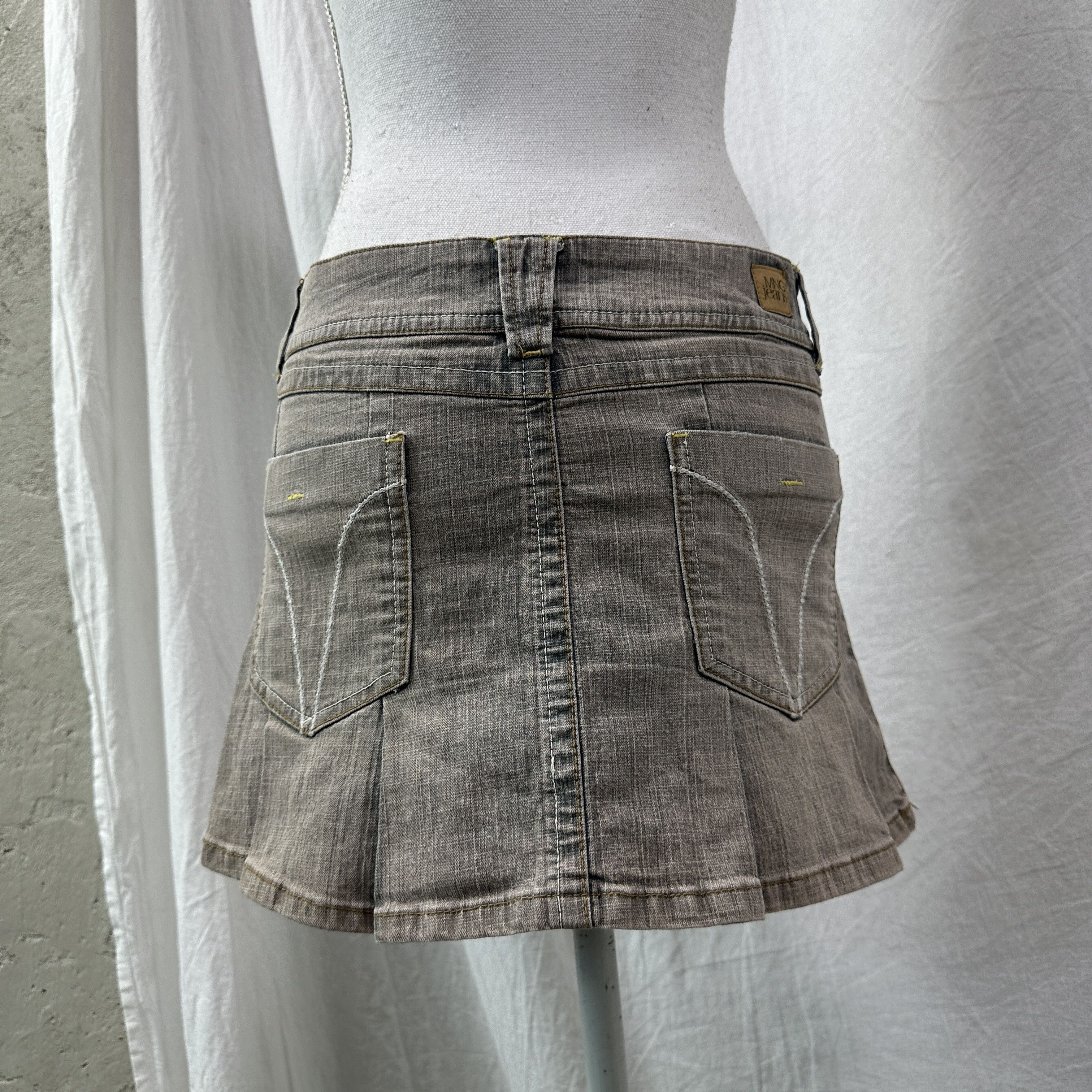Vintage Vintage Denim Preppy Old Money Washed Pleated Mini Skirt Y2K Size 25" / US 0 / IT 36 - 7 Thumbnail