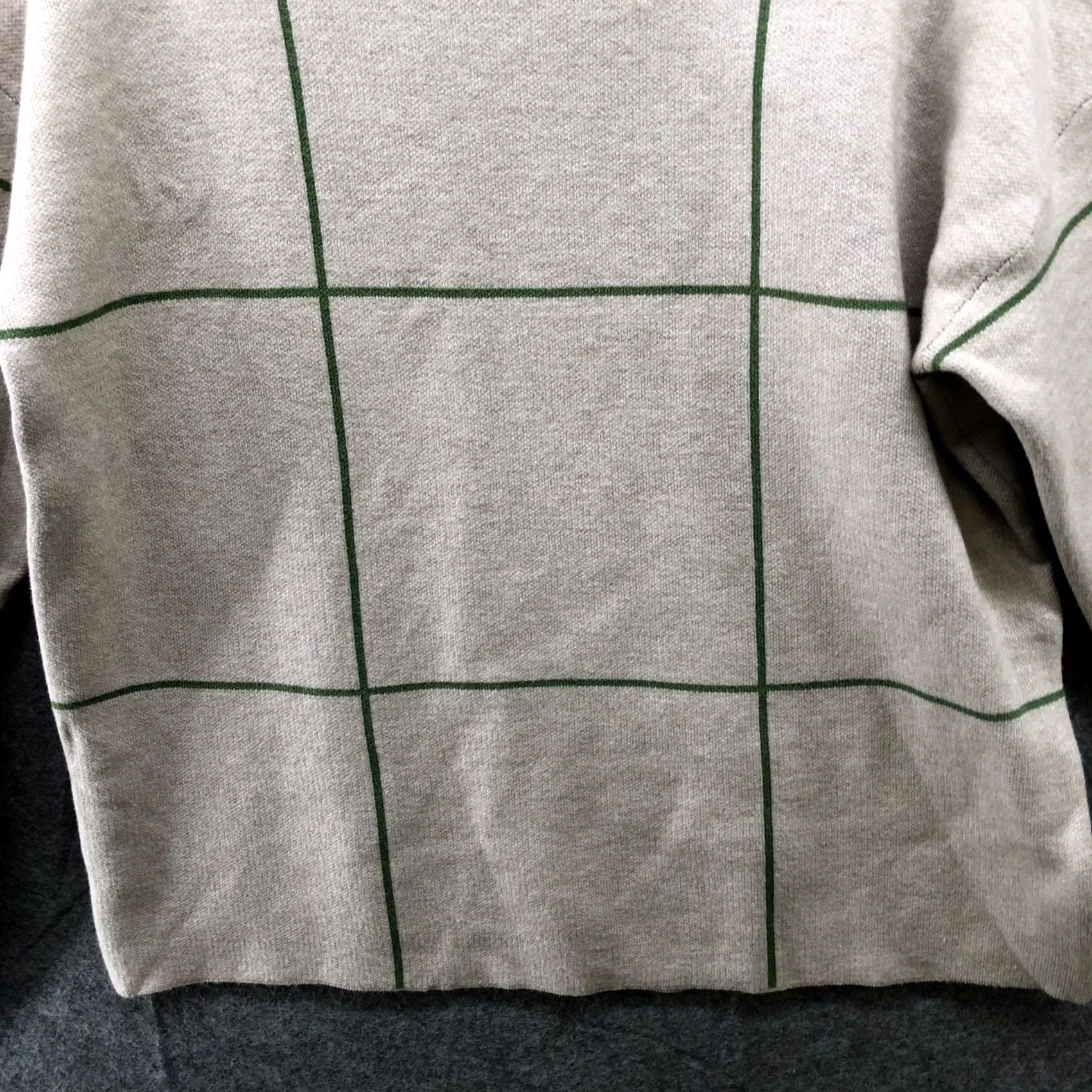 Vintage Tahari Sweater Womens M Mock Neck Beige Green Grid Plaid Knit Pullover Modern Minimalist Casual Long Sleeve Tight-Knit Average Fit Size M / US 6-8 / IT 42-44 - 4 Thumbnail