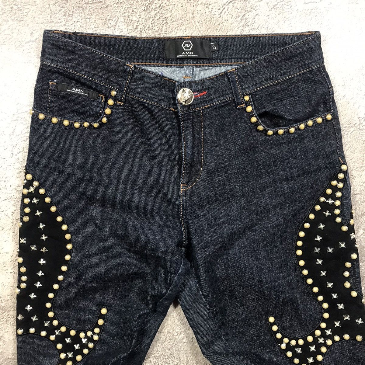 Vintage Vintage Y2K Studded Distressed Low Rise Flared Jeans Swag 27 Size 27" / US 4 / IT 40 - 5 Thumbnail
