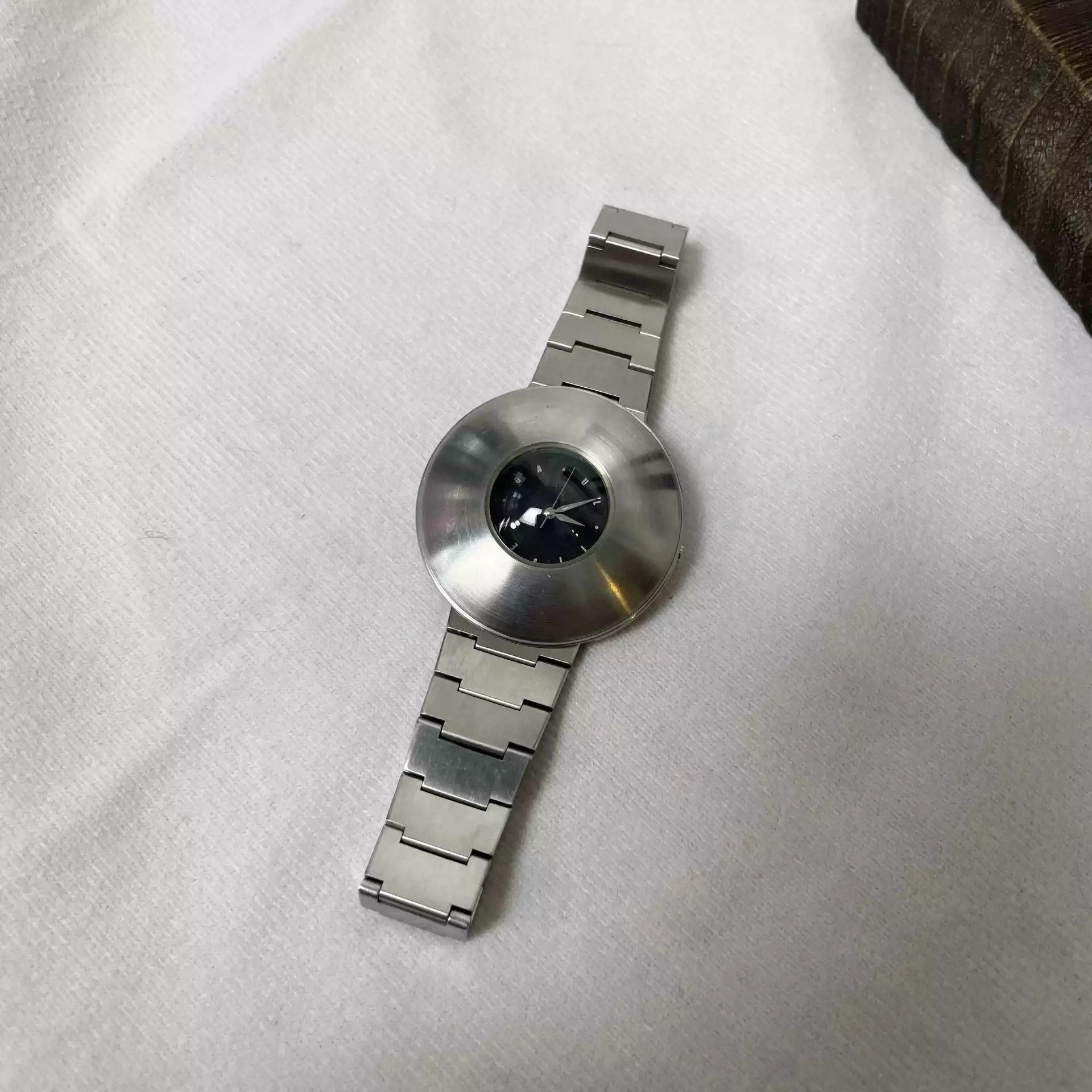 Jean Paul Gaultier Jan Paul Gaultier UFO Drawing Steel Plate Watch-2505 Size ONE SIZE - 4 Thumbnail