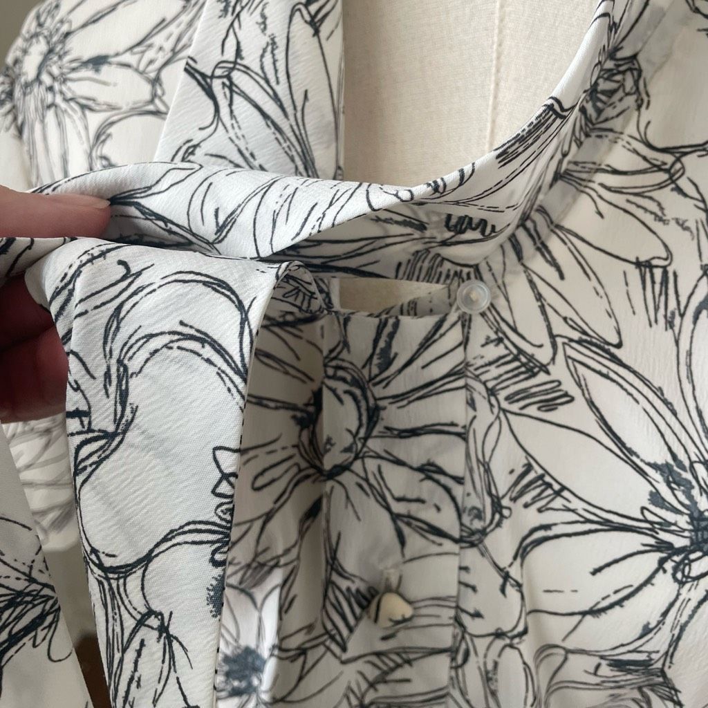 Vintage Vintage 70s Cropped Blouse Neck Tie Sketch Floral S Size S / US 4 / IT 40 - 6 Thumbnail