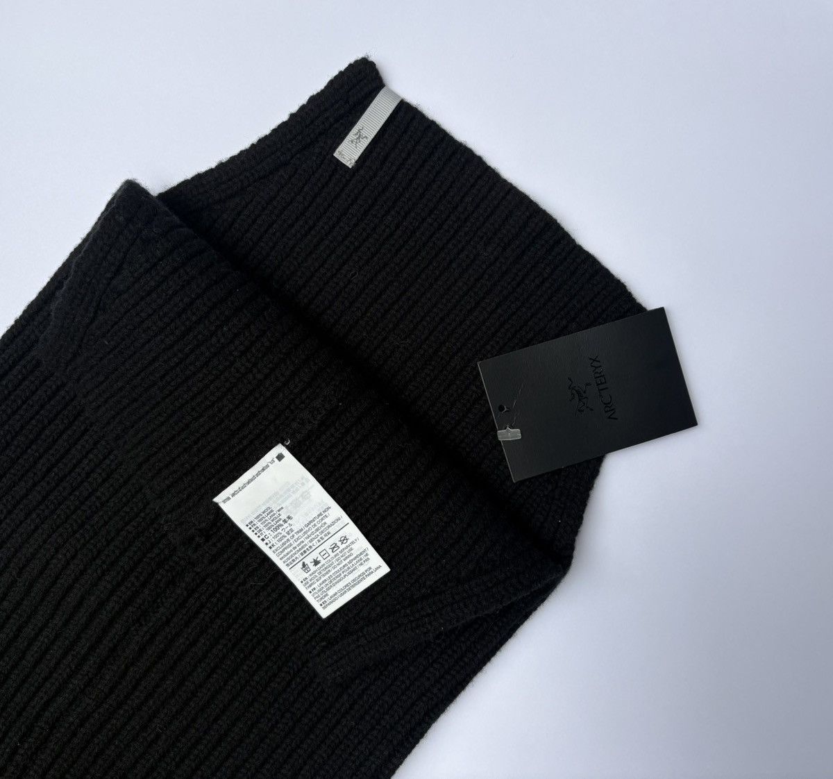 Veilance Veilance Lemae Balaclava Wool Facemask *RARE* Size ONE SIZE - 4 Thumbnail