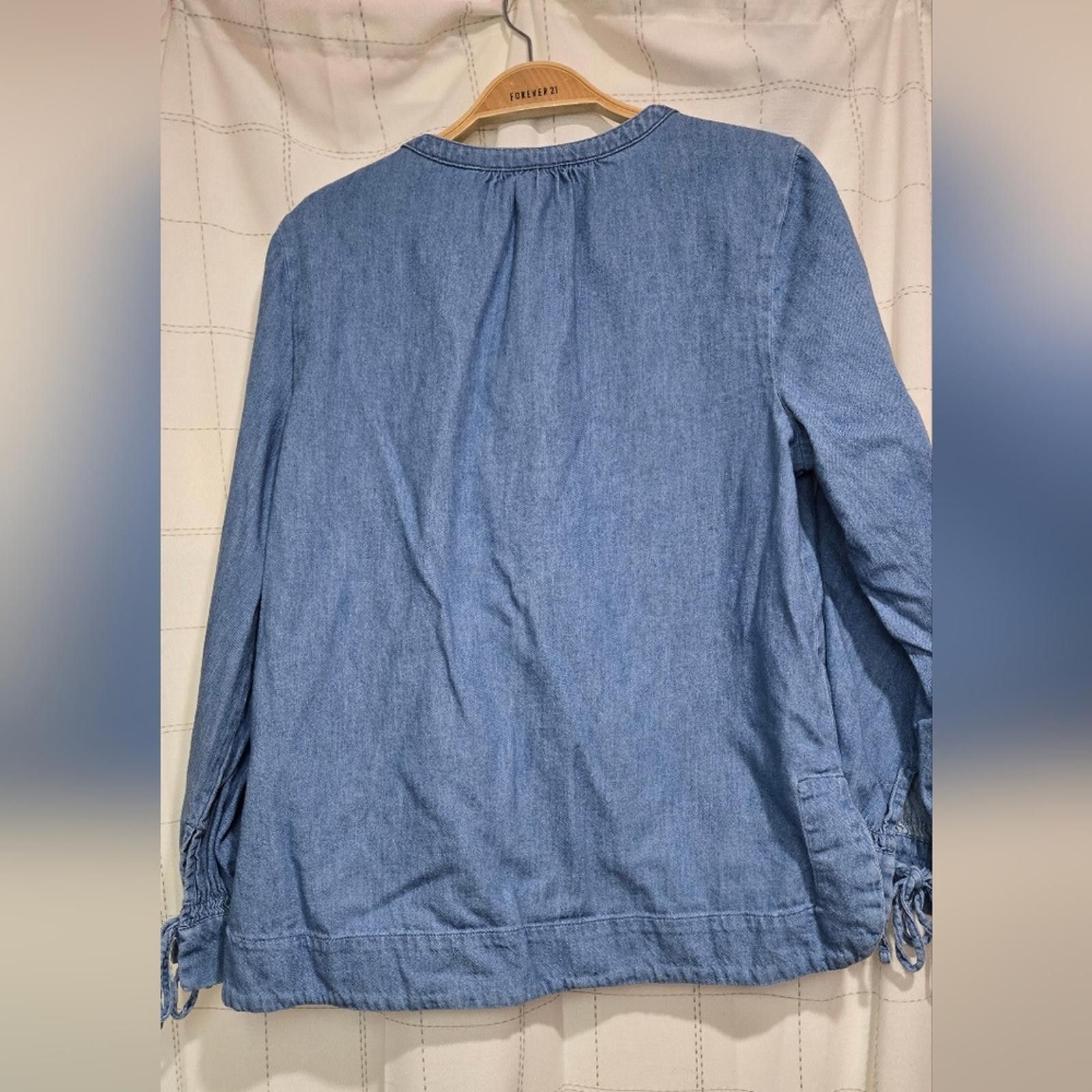 Old Navy Old Navy Denim Chambray Top Size M / US 6-8 / IT 42-44 - 6 Thumbnail