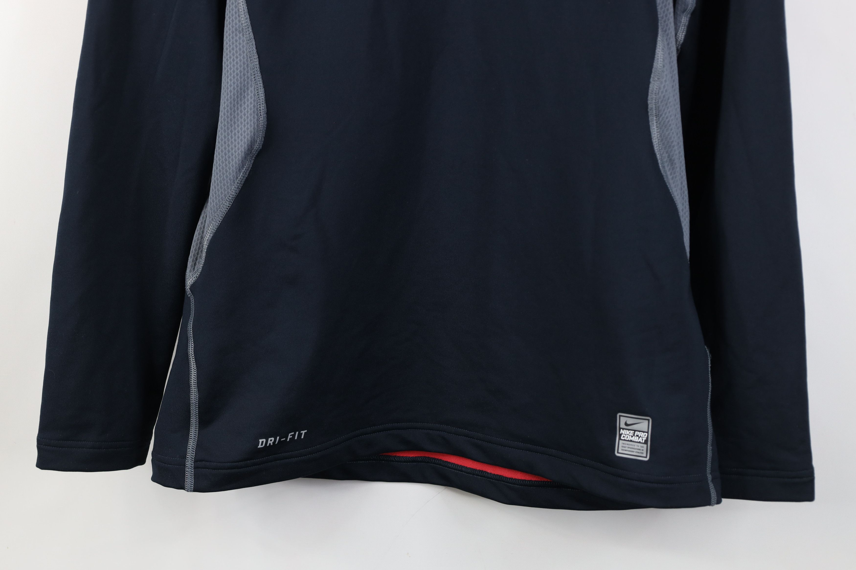Nike Nike Pro Combat Hyperwarm Mock Neck Training T-Shirt Size US M / EU 48-50 / 2 - 3 Thumbnail