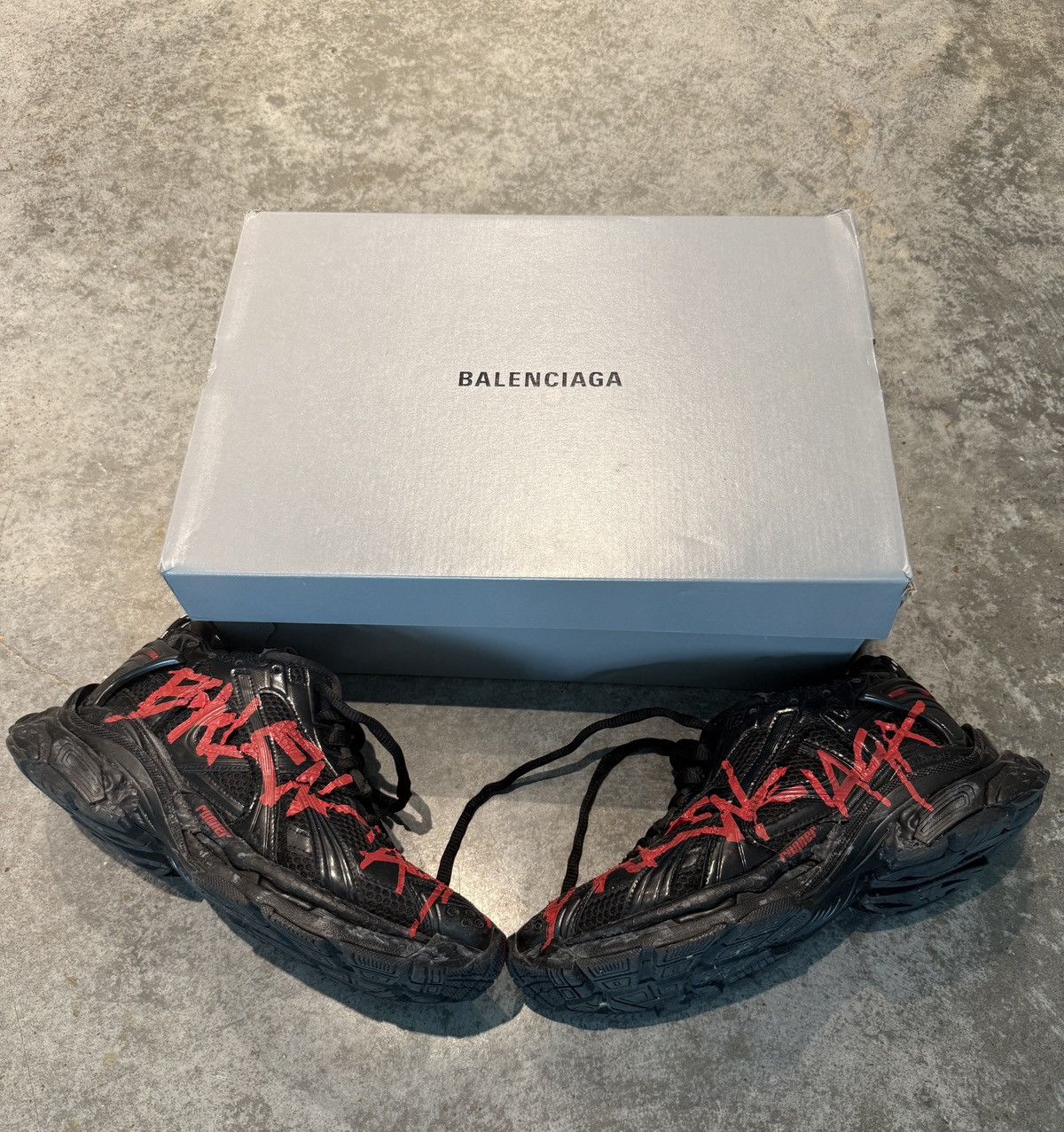 Balenciaga Balenciaga Graffiti Runners Size US 8.5 / EU 41-42 - 1 Thumbnail