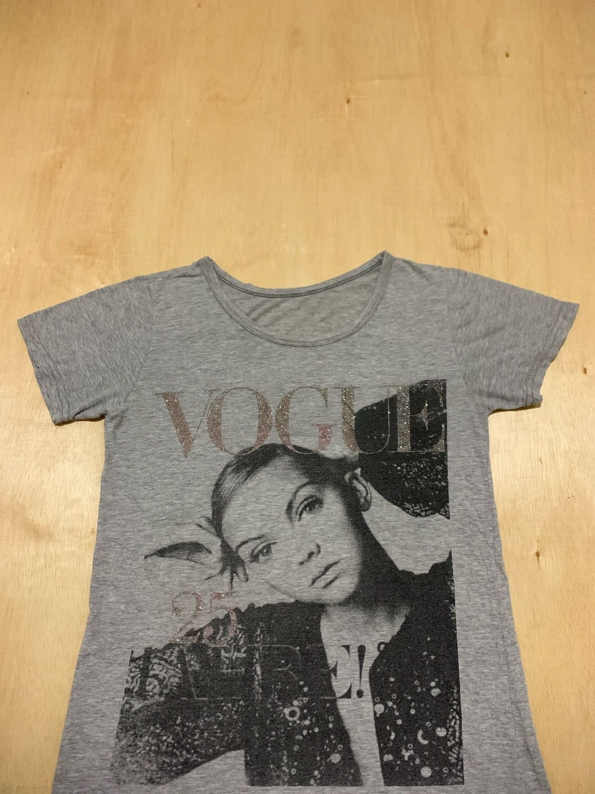Japanese Brand Y2k Vogue Hysteric Glamour Style Tshirt Size ONE SIZE - 2 Thumbnail