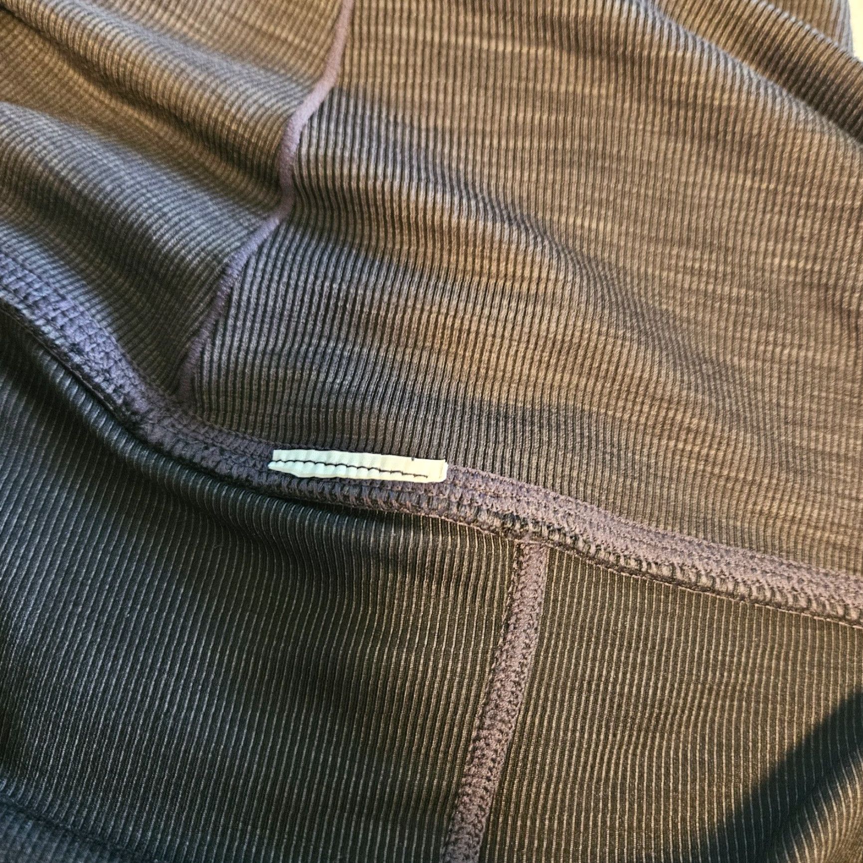 Prana VINTAGE Prana Womens Becksa 7/8 Leggings 3X Gray High Rise Pockets Cropped 3X Womens Size 40" / US 18 - 8 Thumbnail