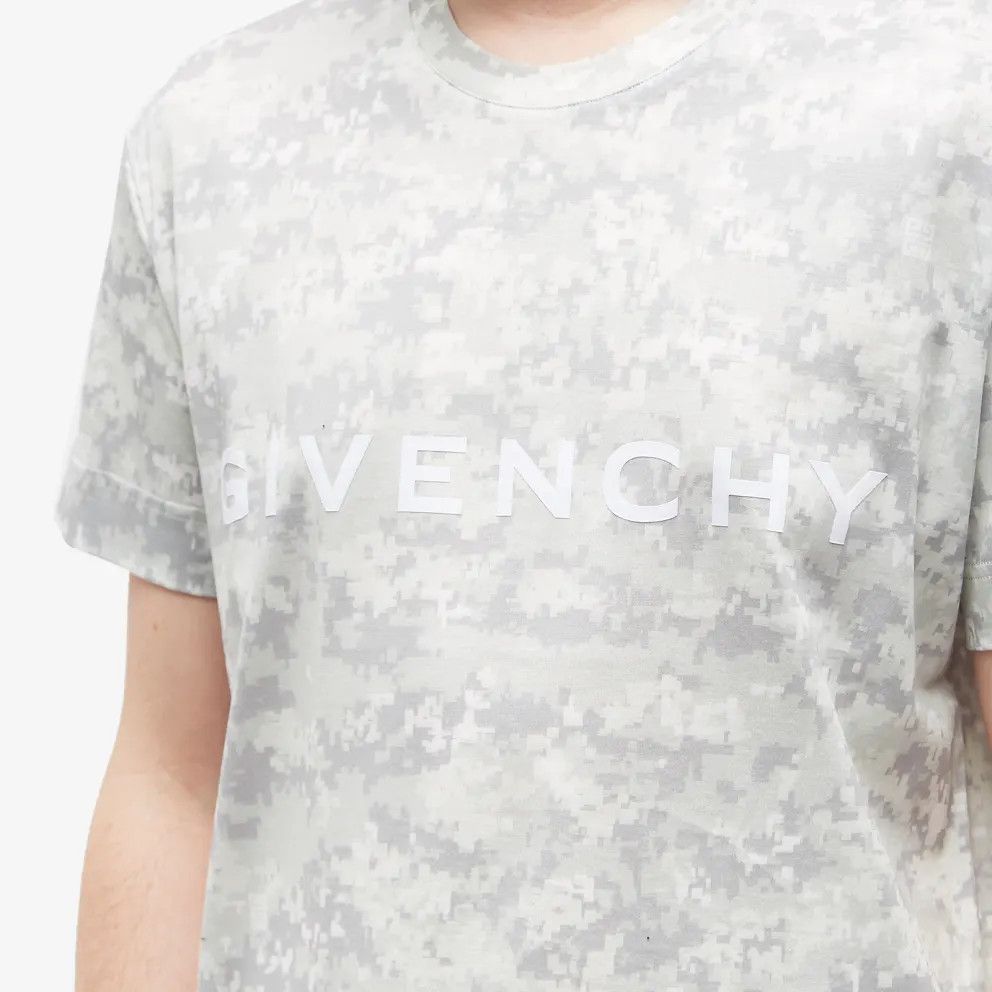Givenchy o1loc1c0824 Classic T-Shirt in Grey Size US S / EU 44-46 / 1 - 4 Thumbnail