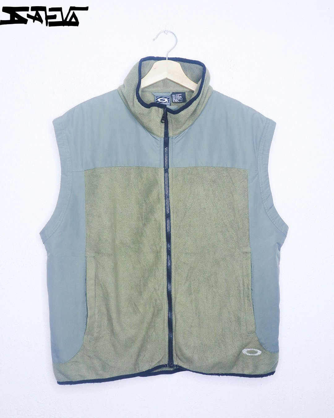 Oakley Oakley Software Vest "Gorpcore/Y2K" Size US M / EU 48-50 / 2 - 1 Thumbnail