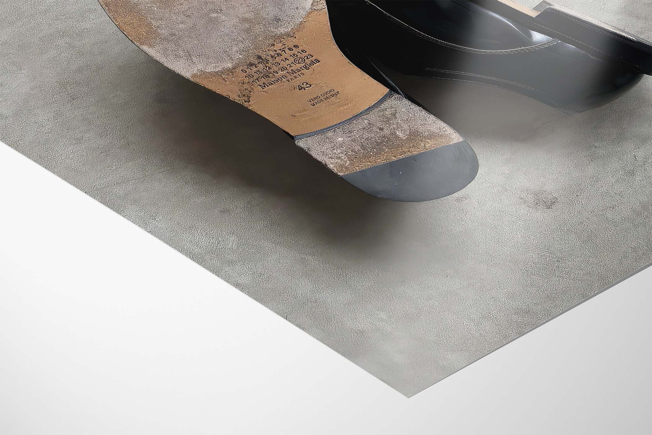Maison Margiela Maison Margiela Tabi Shoes Poster Gift Vintage Book Size ONE SIZE - 5 Thumbnail