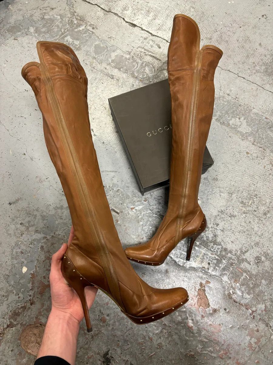 FW2003 Gucci Brown Leather Ankle Heels Boots by Tom Ford
