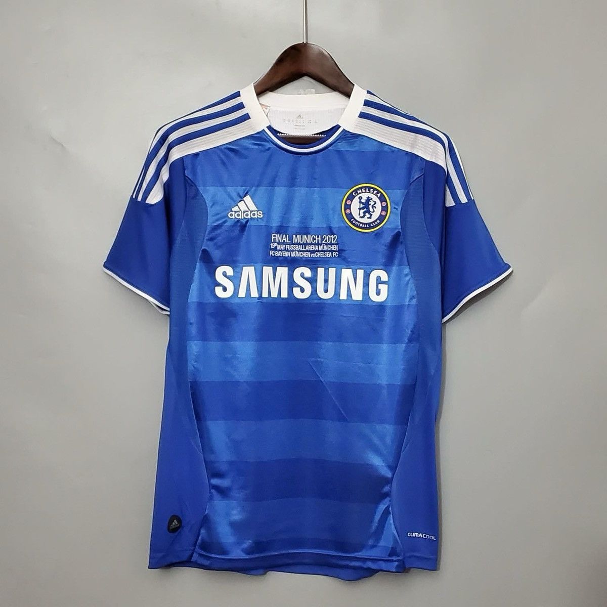 Other Chelsea 2011/12 Retro kit Size US L / EU 52-54 / 3 - 1 Preview