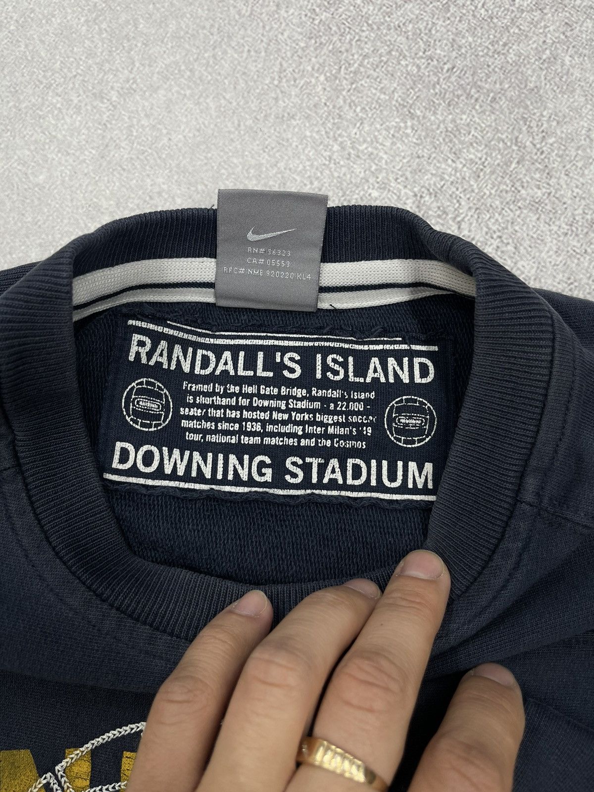 Nike × Nike ACG × Vintage Vintage Nike Randalls Island Grey Sweatshirt Center Swoosh Size US S / EU 44-46 / 1 - 9 Thumbnail