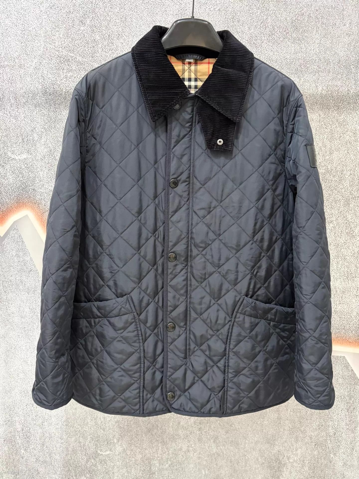 Burberry Burberry Men's Black Diamond Quilted Jacket 52 Size US L / EU 52-54 / 3 - 1 Thumbnail