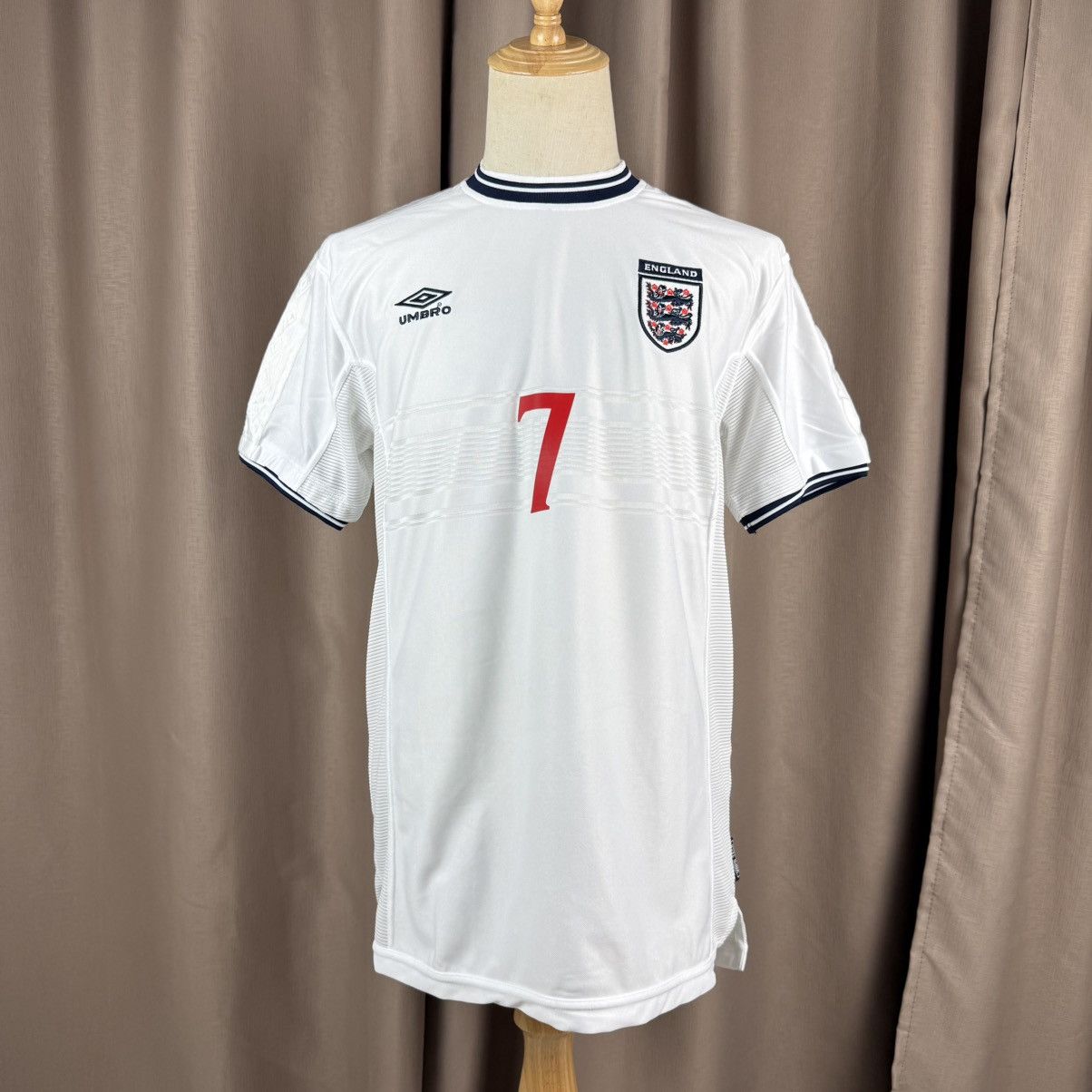 Vintage Vintage England Jersey Size US L / EU 52-54 / 3 - 1 Thumbnail
