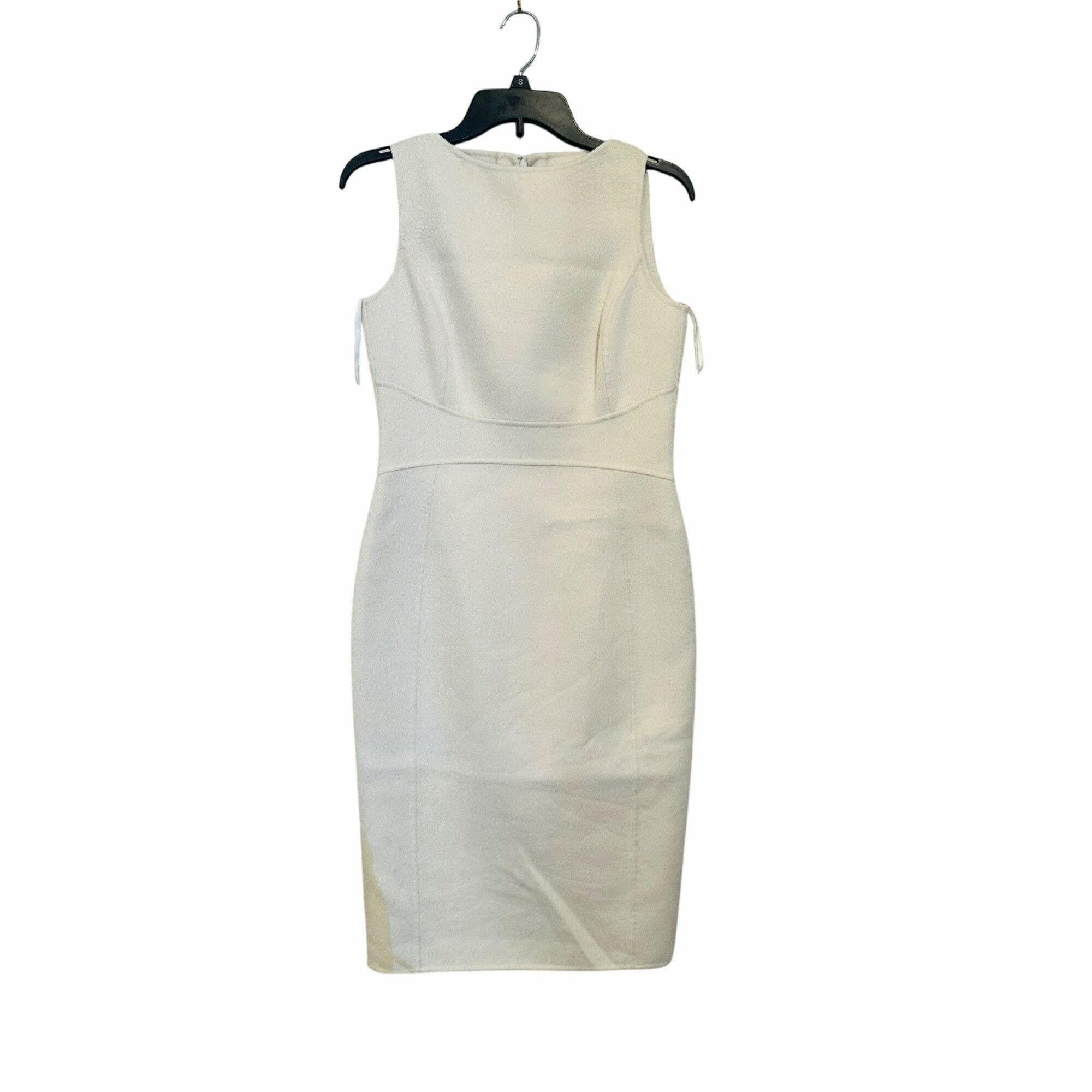 Michael Kors ✨Michael Kors Size 6 Wool & Angora Blend White Sleeveless Sh Size M / US 6-8 / IT 42-44 - 1 Thumbnail