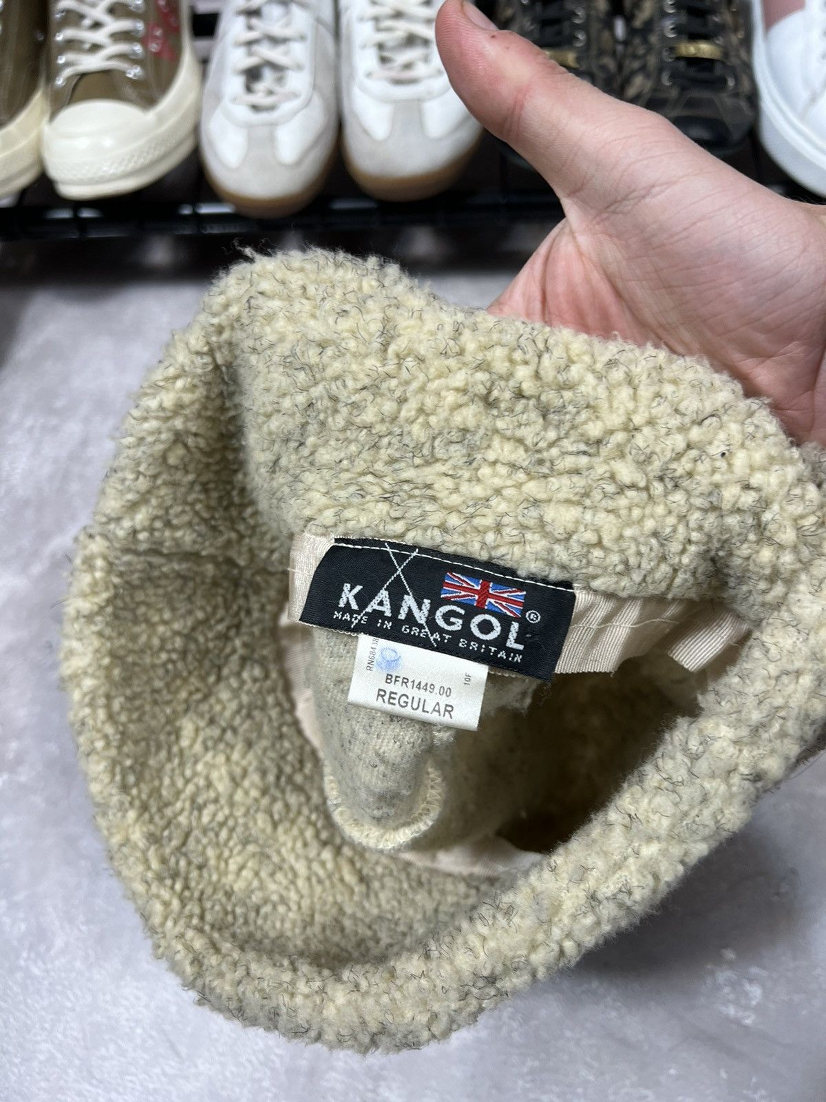 Vintage Vintage Kangol Y2k Sherpa Bucket Hat Size ONE SIZE - 3 Thumbnail