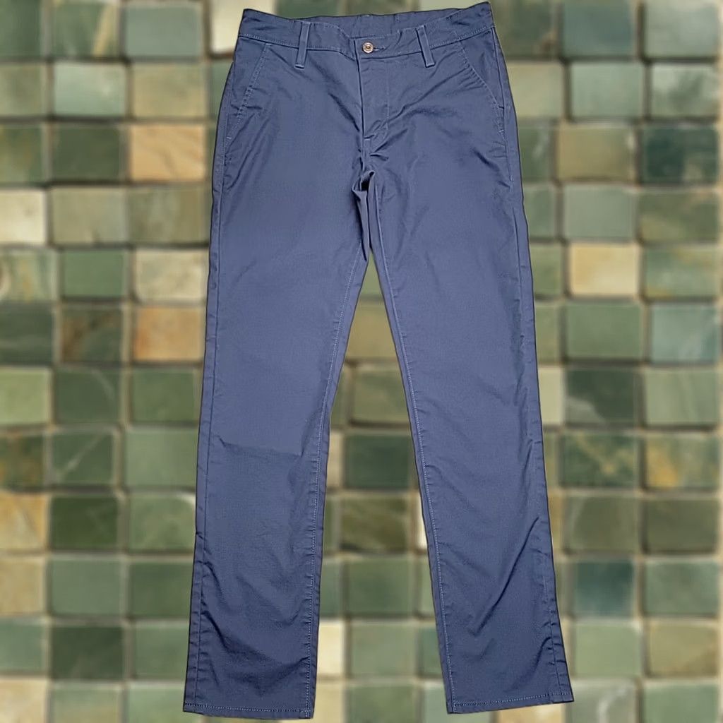 Vintage Levis Pants Men 32x32 Blue Performance Stretch Hiking Casual Chino Flat Front Size US 32 / EU 48 - 1 Thumbnail