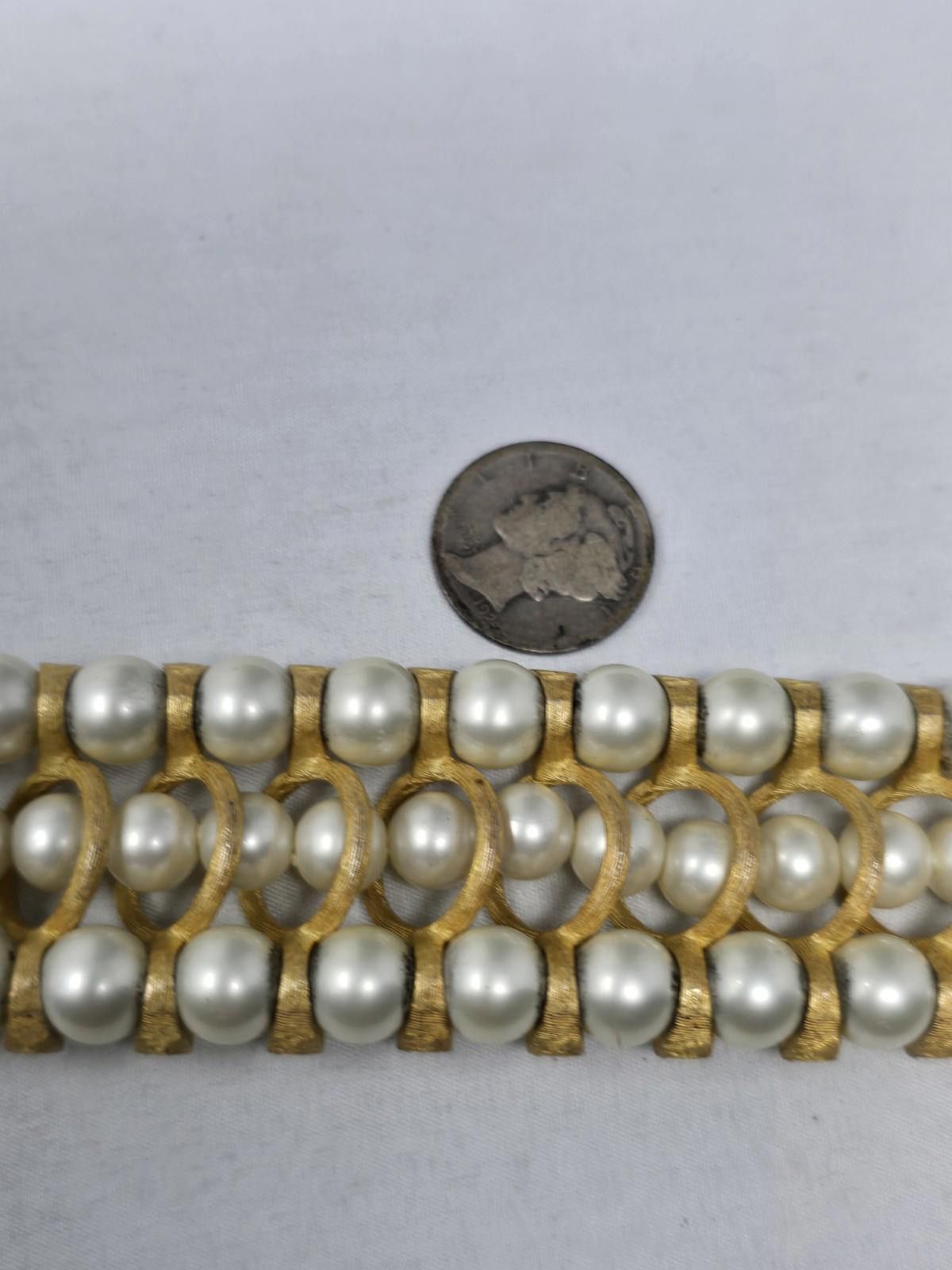 Other Vintage Krementz Faux Pearl Rhinestone Bracelet Gold Tone Size ONE SIZE - 9 Thumbnail