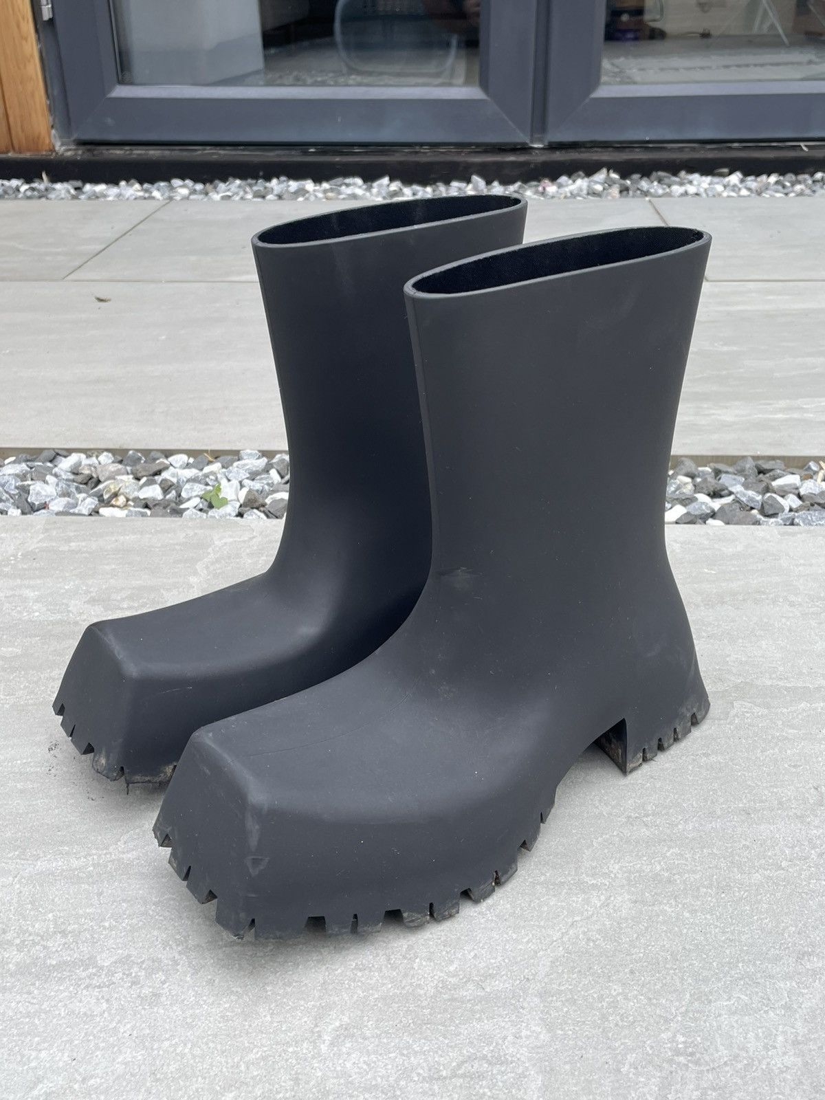 Balenciaga trooper boots