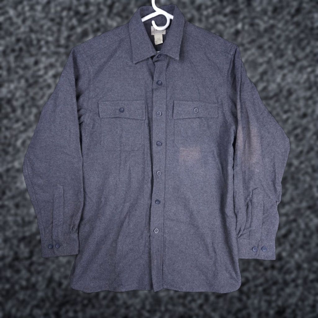 Vintage LL Bean Chamois Shirt Mens Medium Gray Outdoor Preppy Work NWT Stains Button-Up Regular Collar Spread Pockets Vintage: No Casual Mens Shirt Size US M / EU 48-50 / 2 - 1 Thumbnail