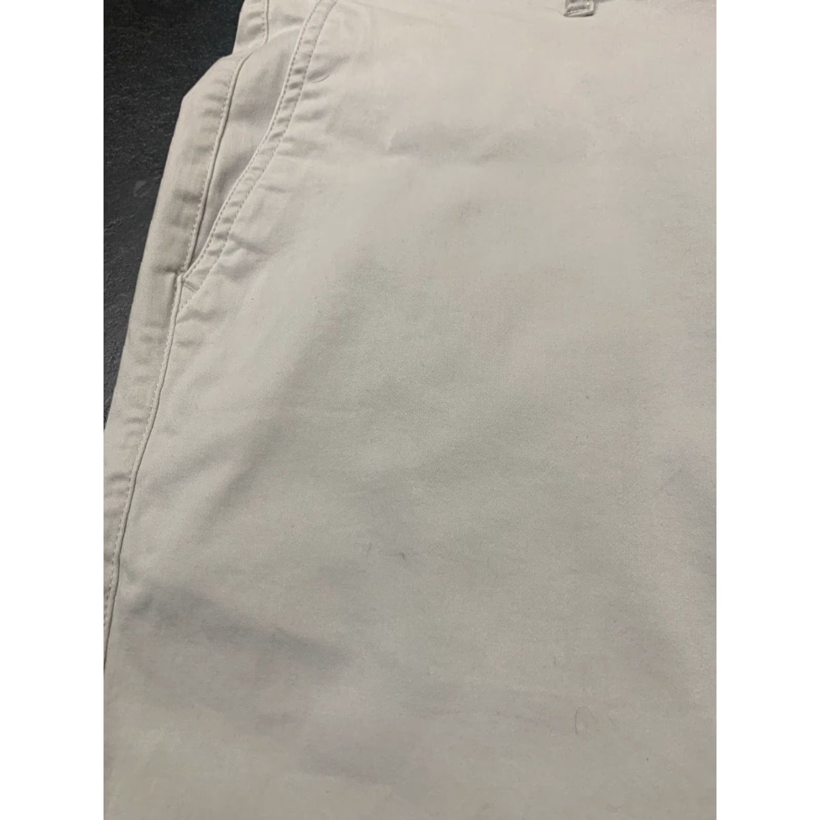 Vintage Fish Hippie Mens Chino Shorts 42 Beige Cotton Spandex Flat Front Casual Summer Size US 42 / EU 58 - 4 Thumbnail