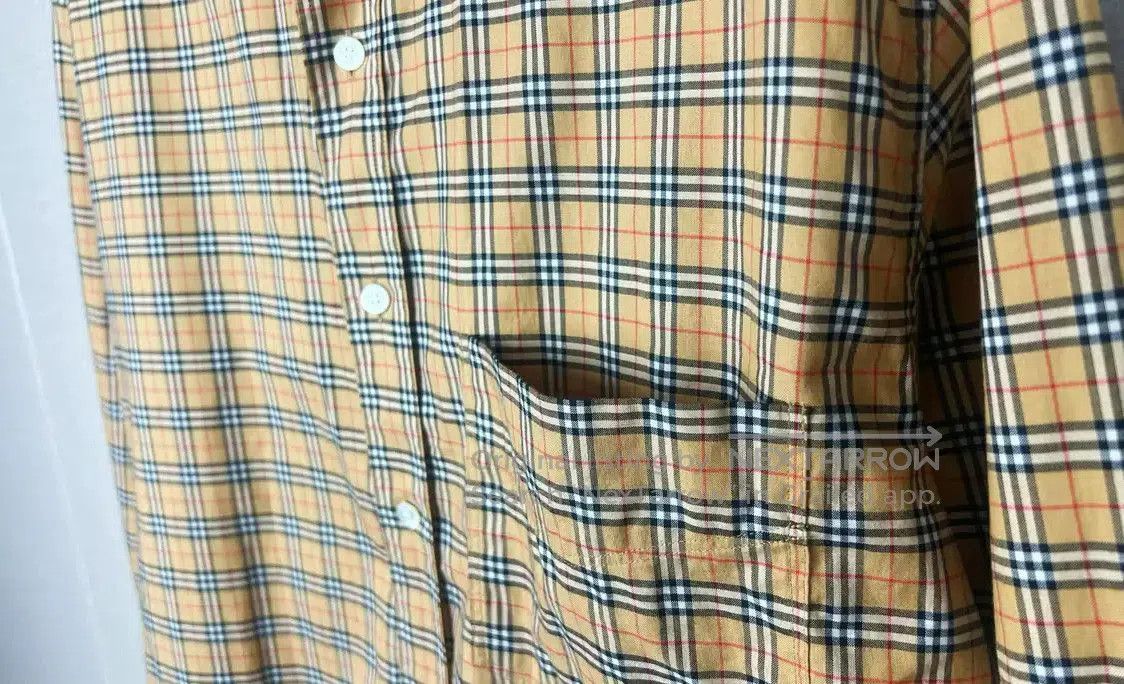 Burberry Burberry Men's Yellow Cotton Shirt. Size US S / EU 44-46 / 1 - 3 Thumbnail