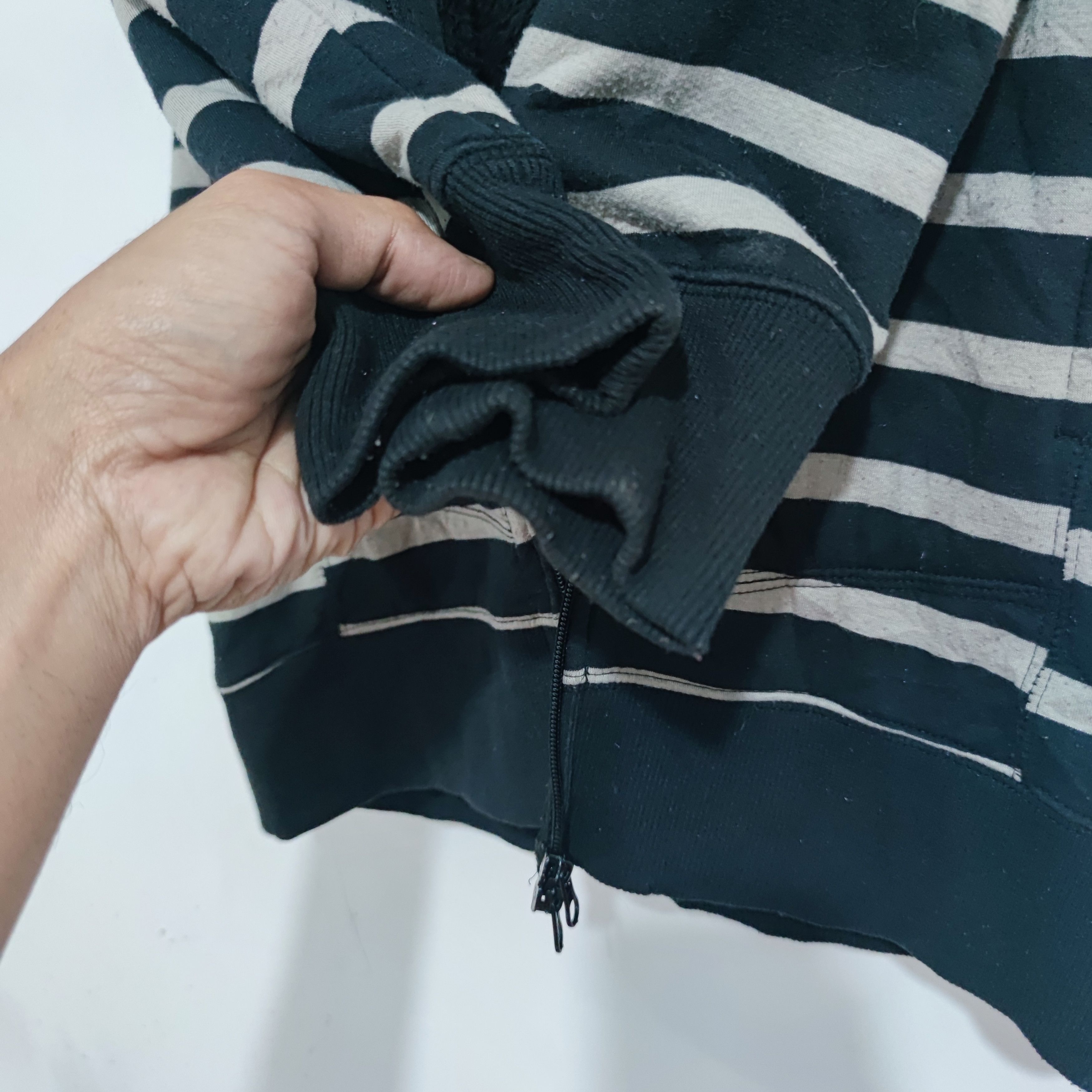 20471120 Stiped Zip Hoodie Size US M / EU 48-50 / 2 - 4 Thumbnail