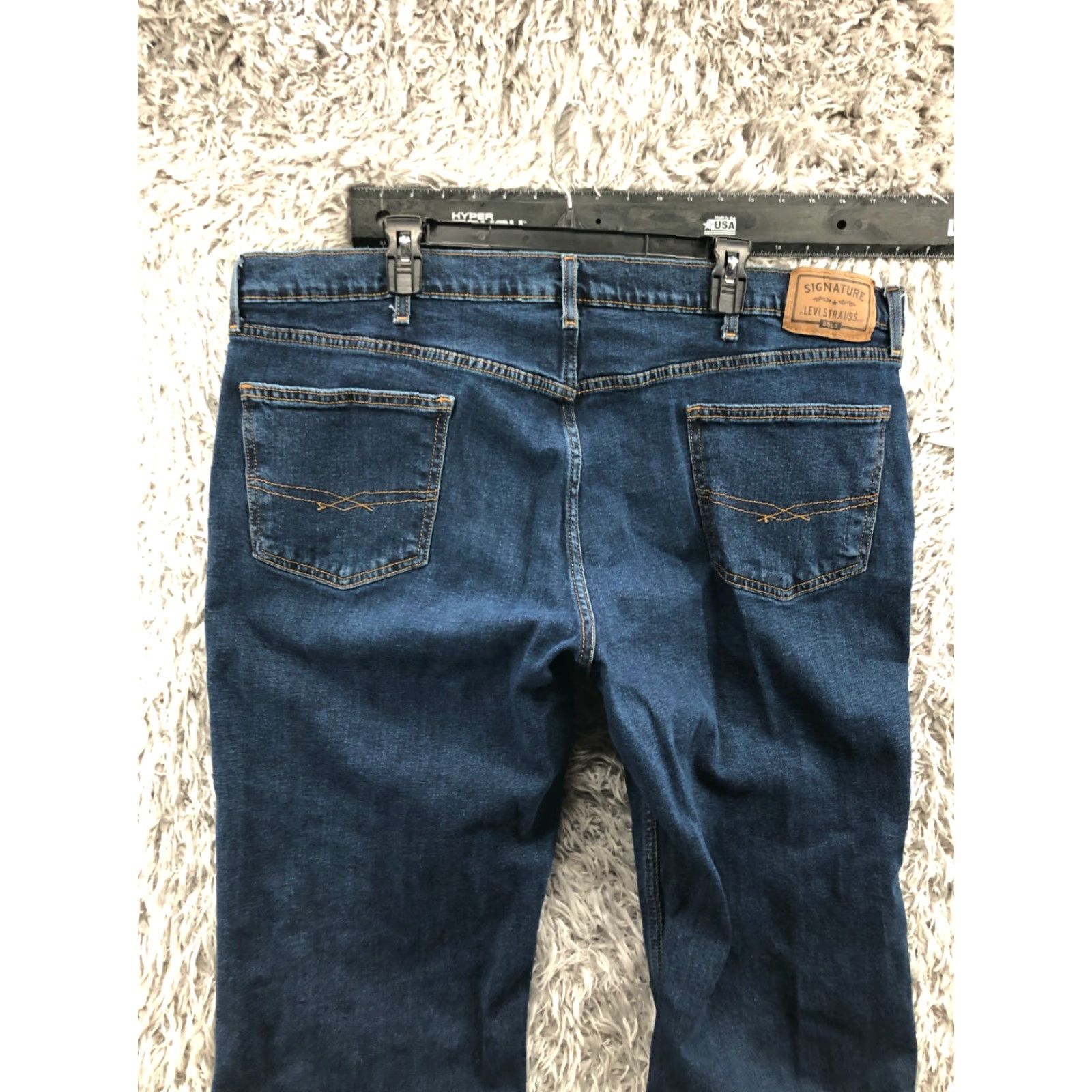 Levi's Levi's Signature Relaxed Straight Jeans Mens Size 44x30 Blue Dark Wash Denim 5-Pocket Belt Loops Regular Fit Mid Rise Classic Modern Vintage: No Size US 44 / EU 60 - 7 Thumbnail