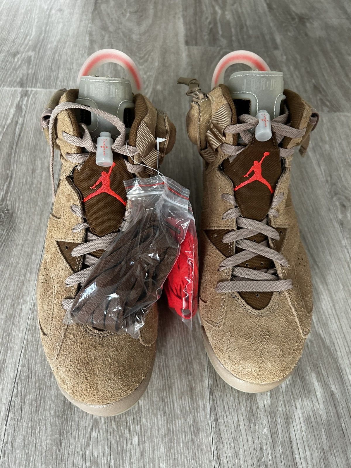 Jordan Brand × Nike × Off-White Air Jordan 6 Retro SP Travis Scott Kaki Size US 9 / EU 42 - 4 Thumbnail