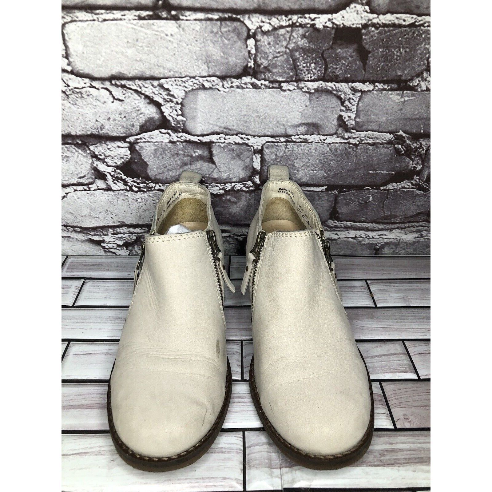 Hush Puppies Hush Puppies Medium Moyen Ivory Suede Leather Zip Heel Booti Size US 8 / IT 38 - 2 Thumbnail