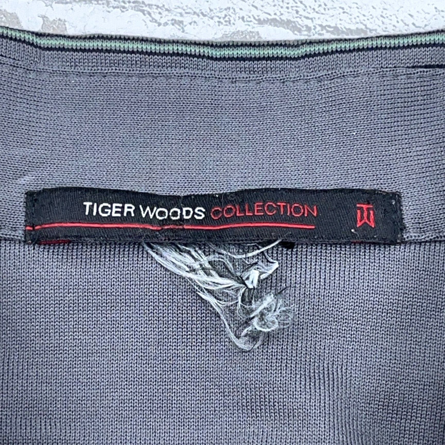 Nike Nike Polo Shirt Men L Gray Striped Dri Fit Performance Golf Polo Shirt Nike Logo Size US L / EU 52-54 / 3 - 3 Thumbnail