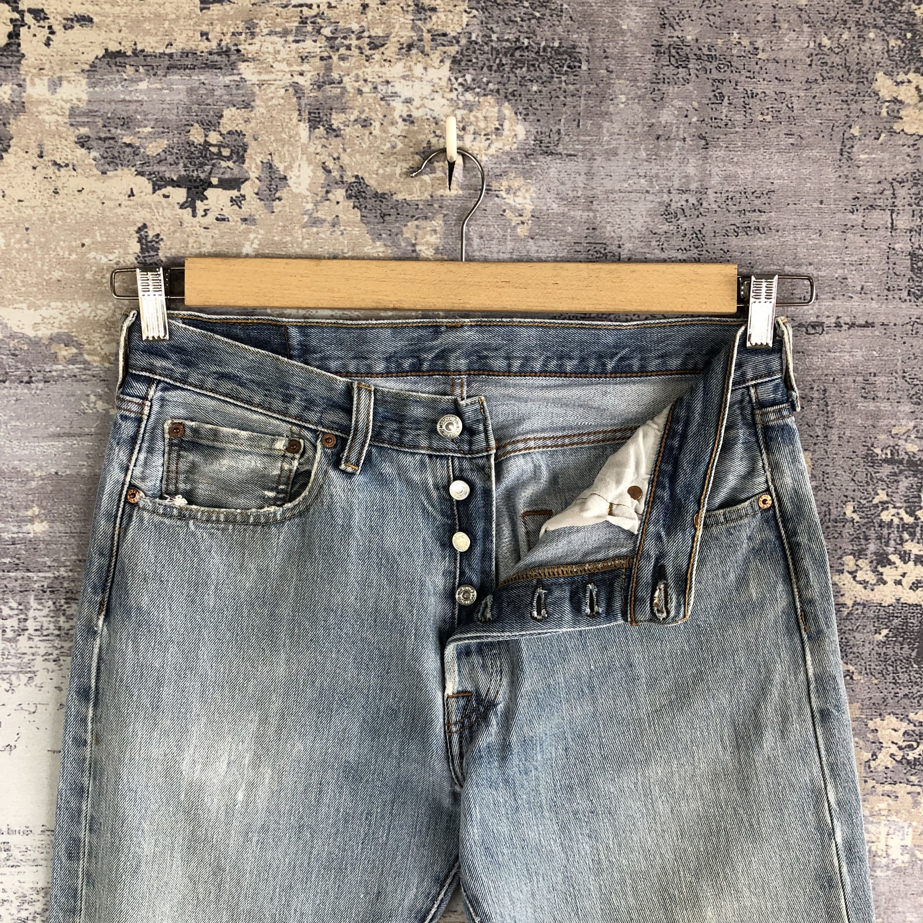 Levi's Vintage Y2K Levis 501 Jeans Levi's Faded Light Wash Denim Size US 32 / EU 48 - 6 Thumbnail