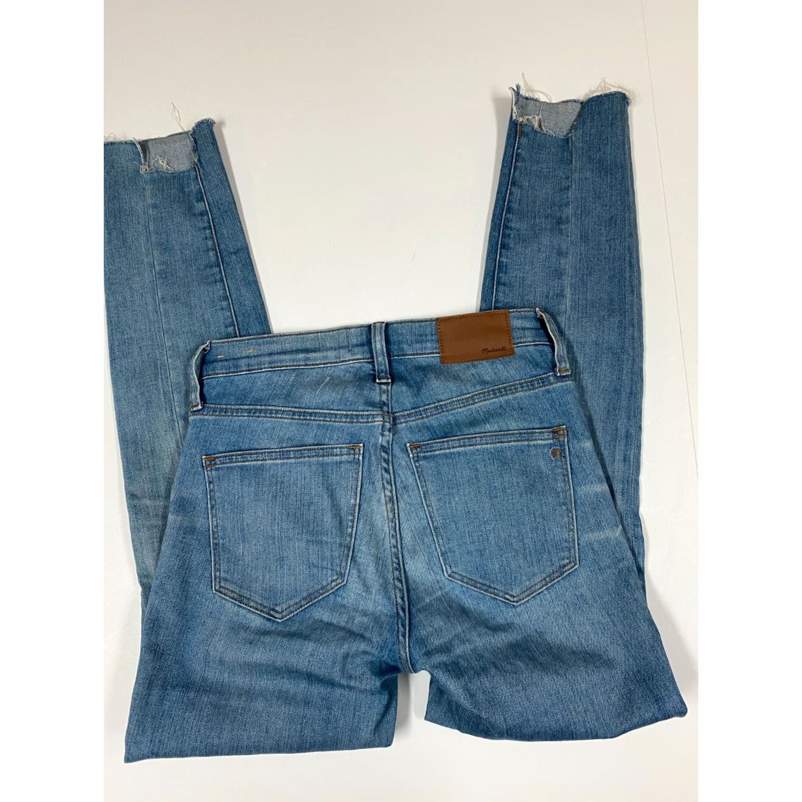 Madewell Madewell Jeans Skinny 24 Womens Blue Denim Cotton Blend Zip Inseam 27 Modern Designer Pockets Size 42" / US 20 - 5 Thumbnail